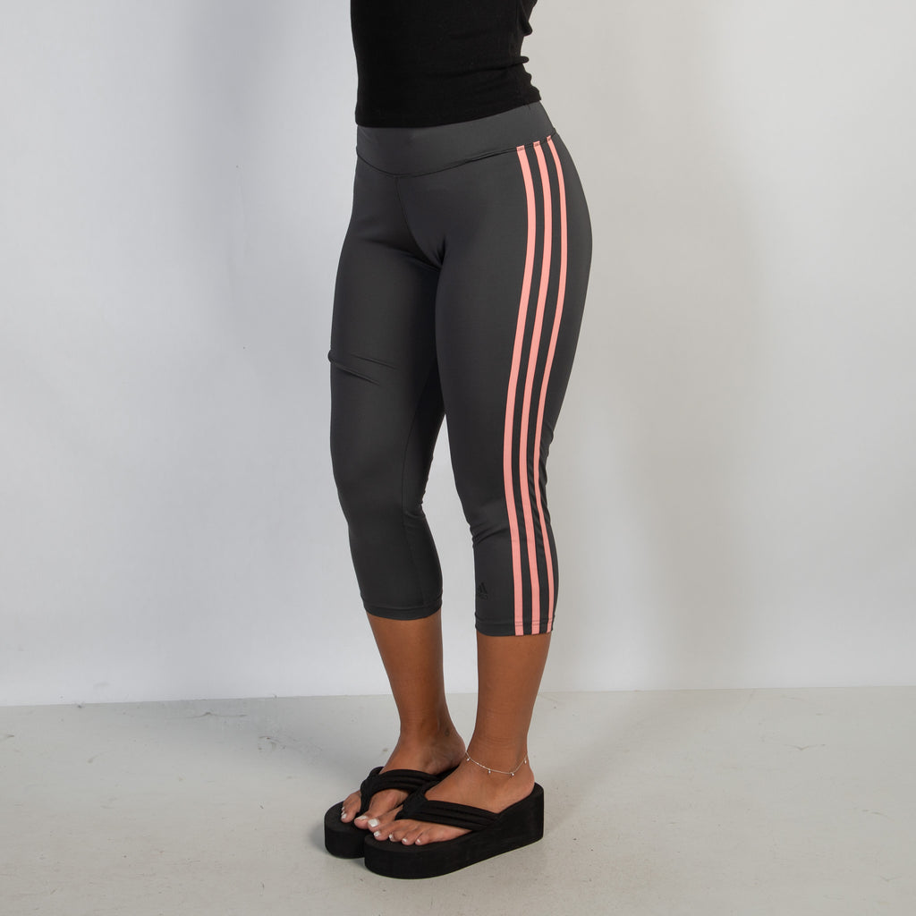 SLATE GREY CAPRI TIGHTS