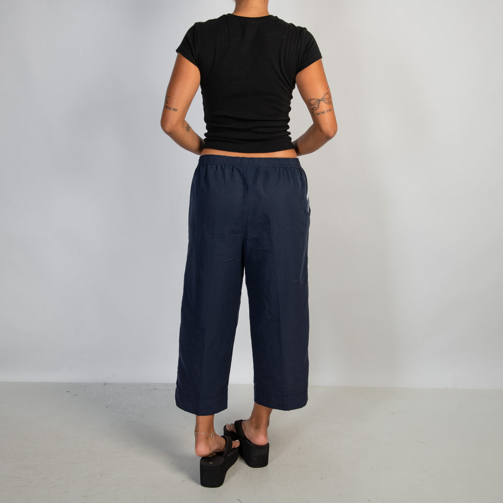 NAVY CROP TRACKPANTS