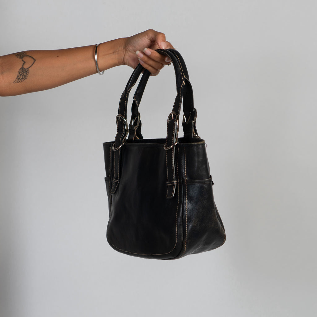 LEATHER SHOULDER BAG