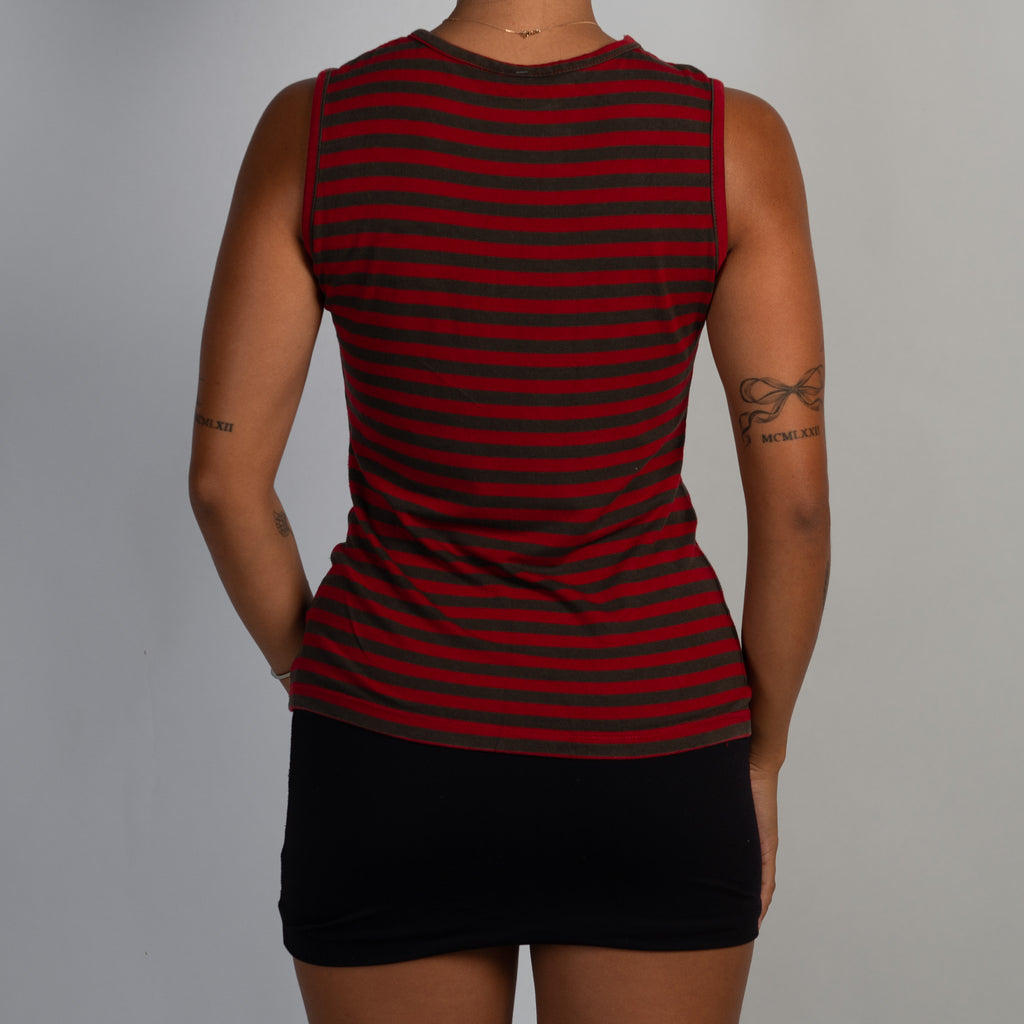 RED STRIPE SLEEVELESS TOP