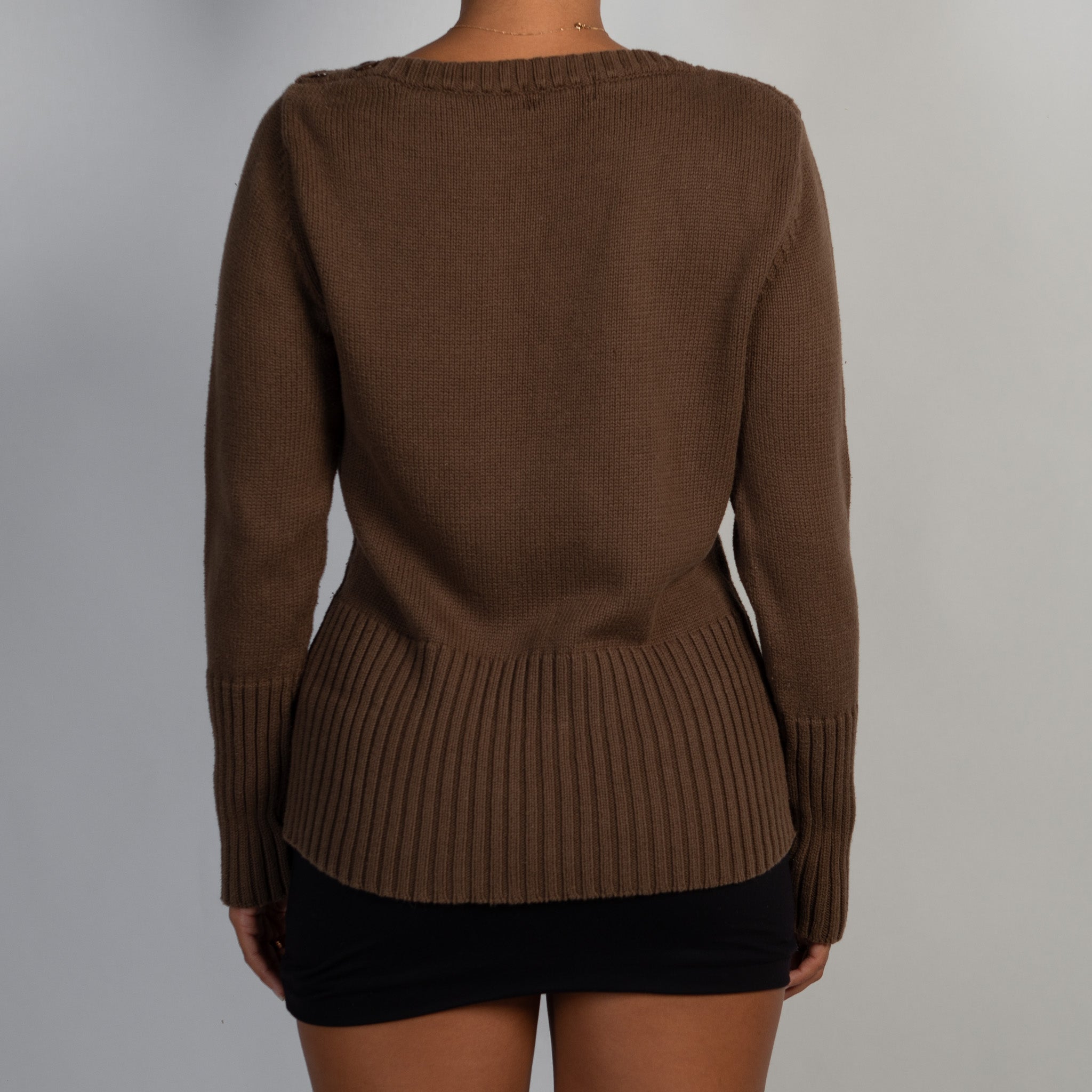 BROWN KNIT SWEATER