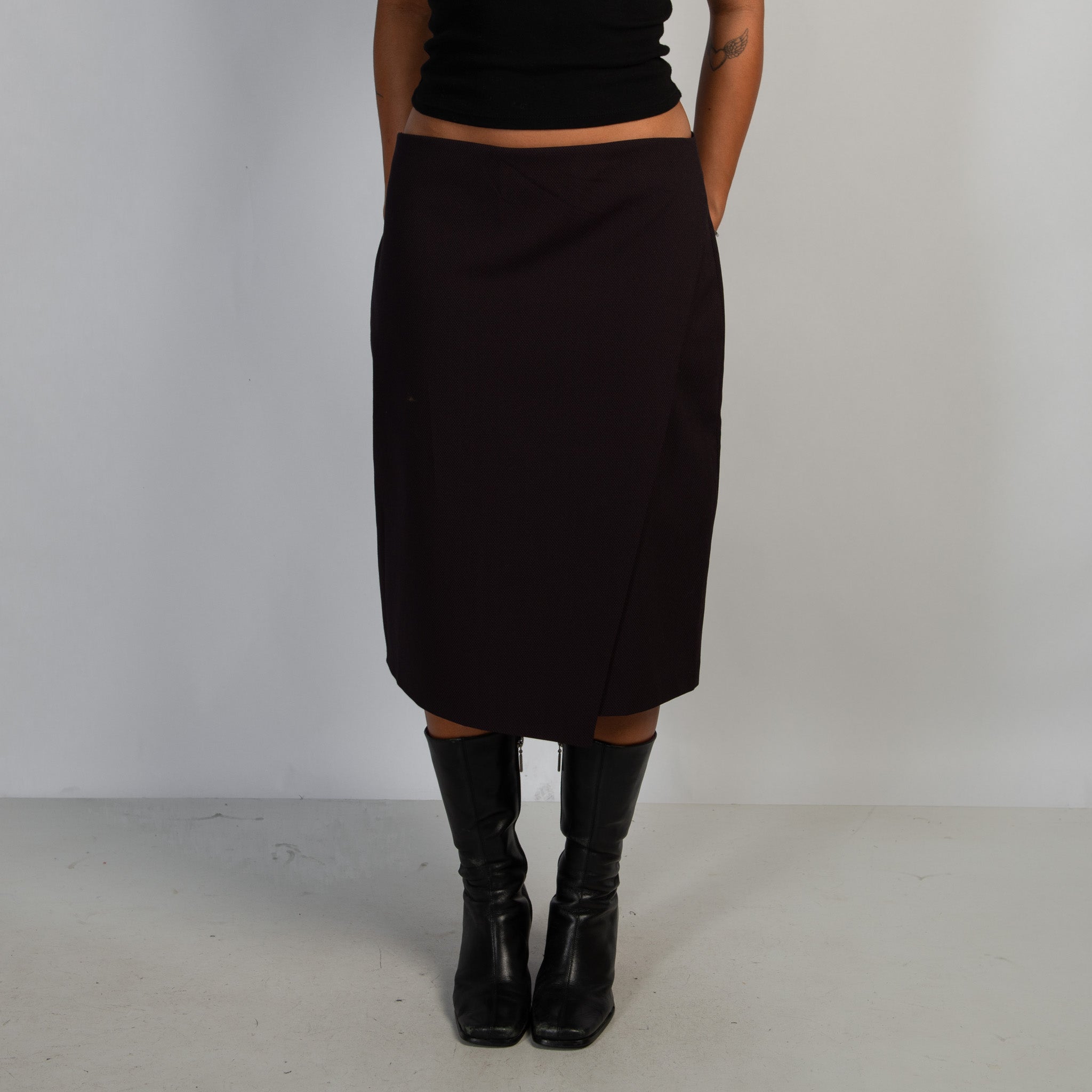 ASYMMETRIC MIDI SKIRT
