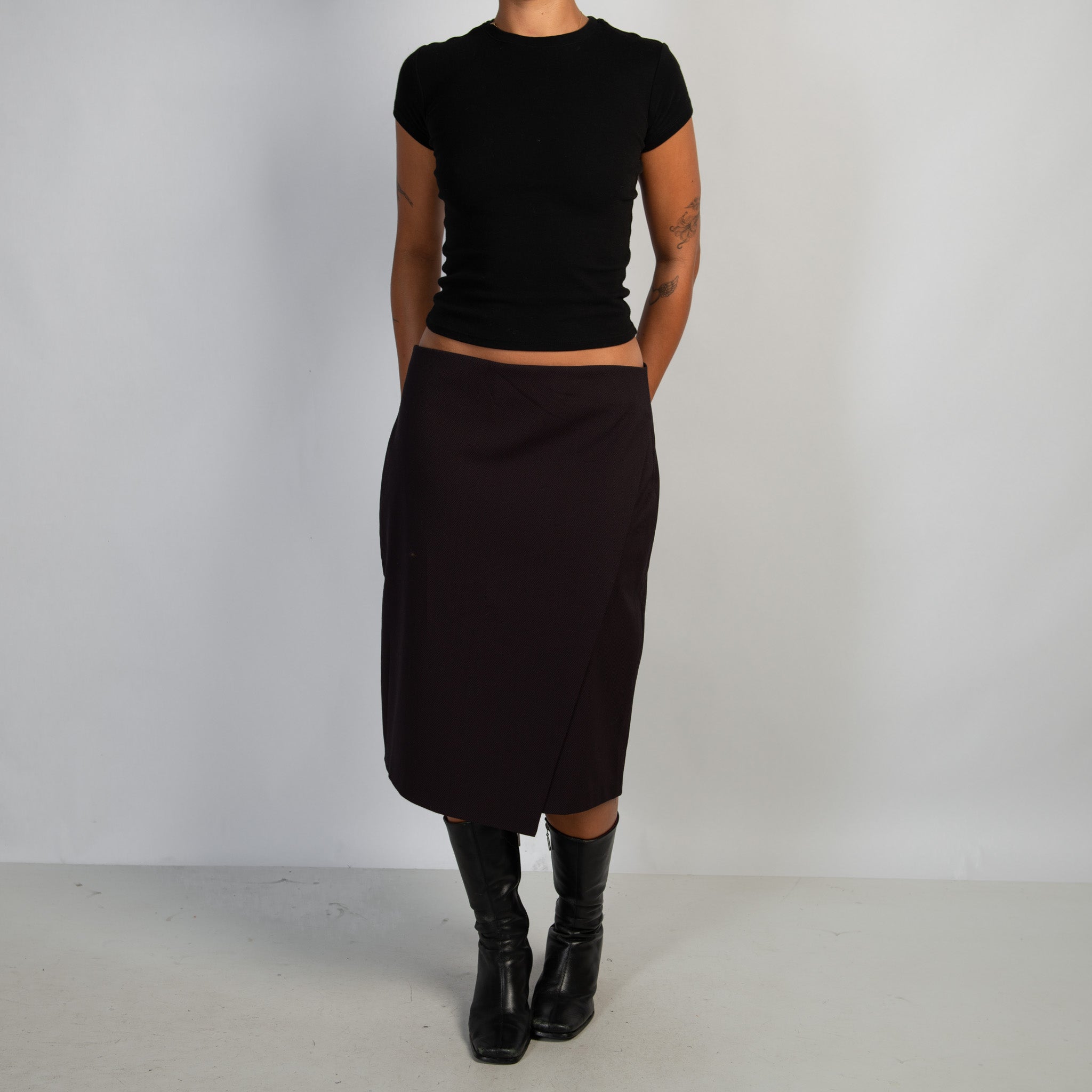 ASYMMETRIC MIDI SKIRT