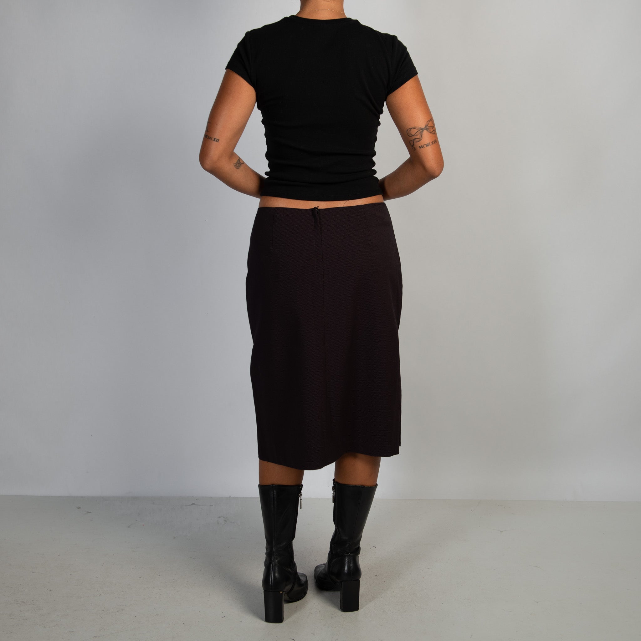 ASYMMETRIC MIDI SKIRT