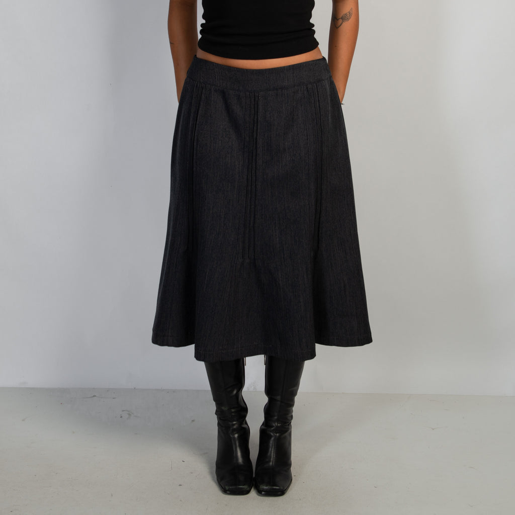 PIN TUCK MIDI SKIRT