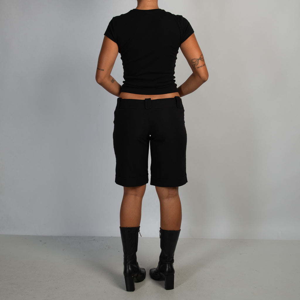 BLACK LONGLINE SHORTS