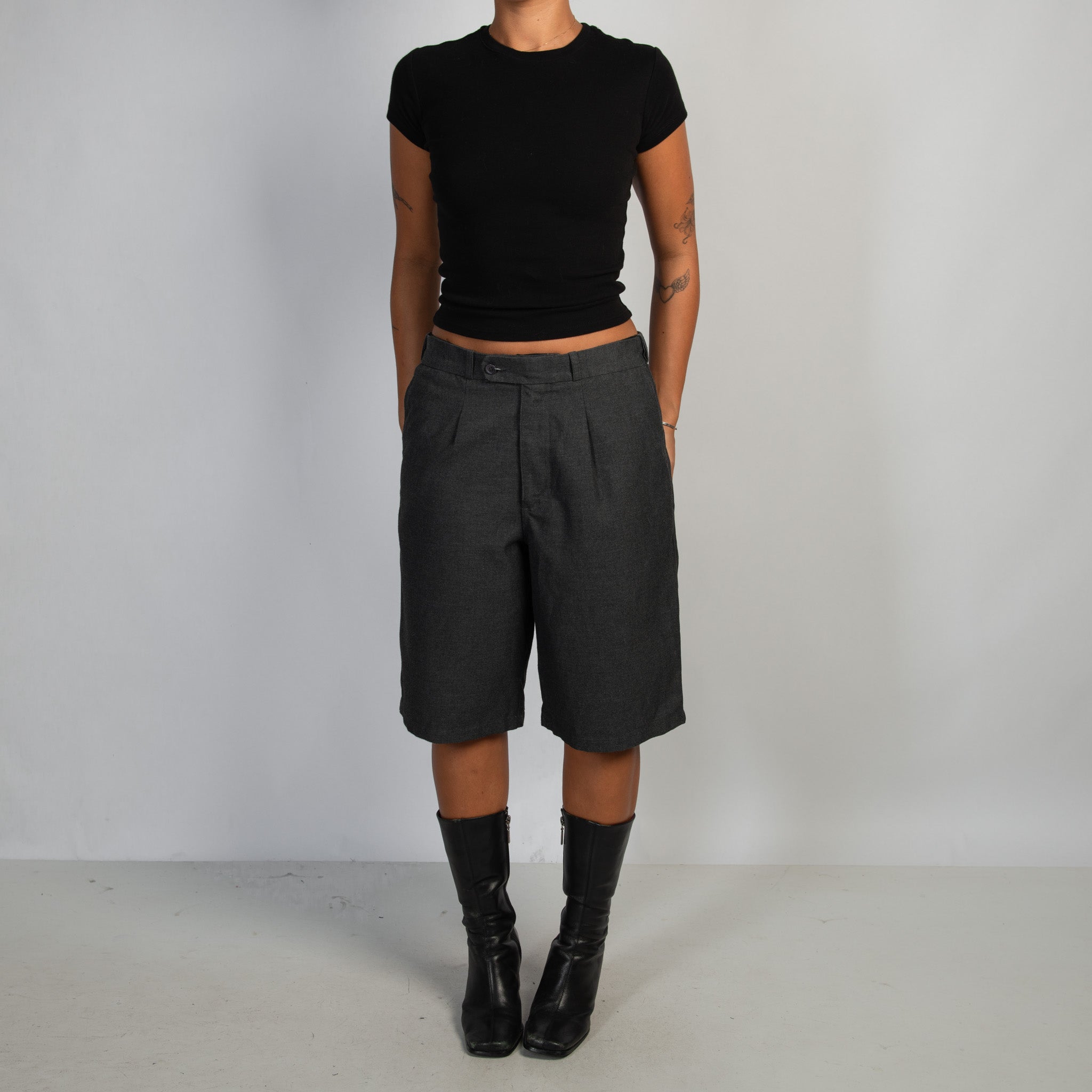 GREY TAILORED LONGLINE SHORTS