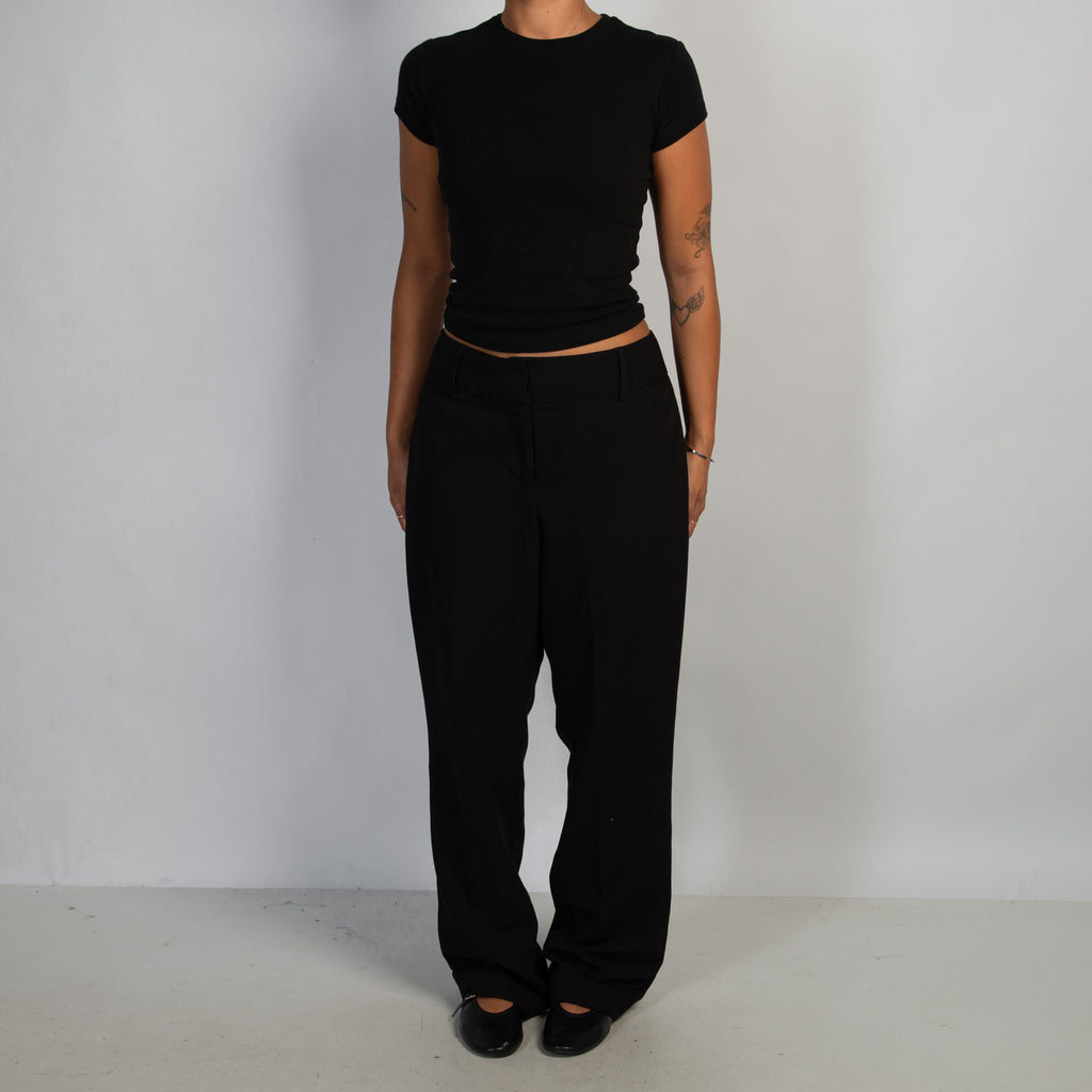 BLACK STRAIGHT LEG PANTS