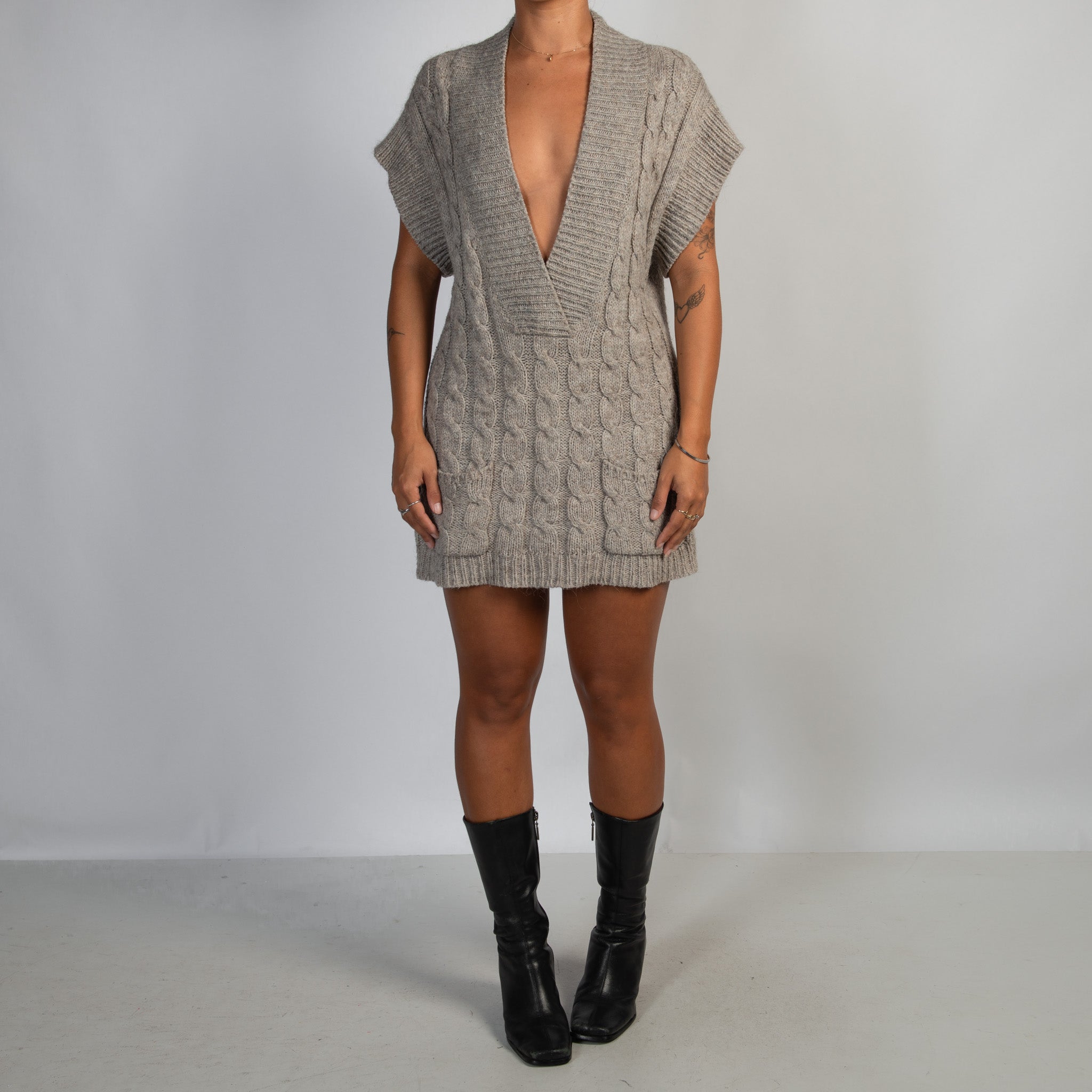 GREIGE PLUNGE KNIT DRESS