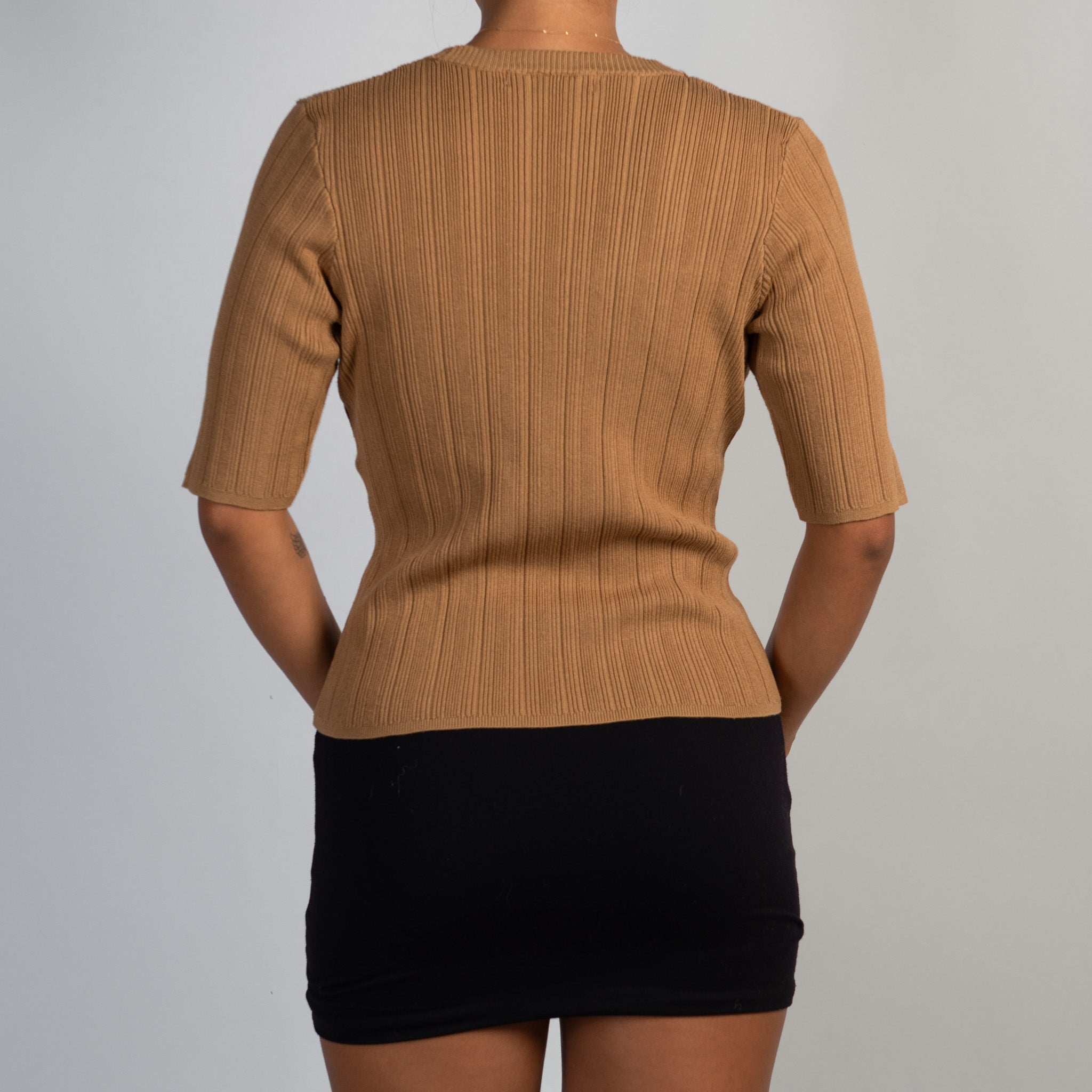 TAN RIB 1/2 SLEEVE TOP