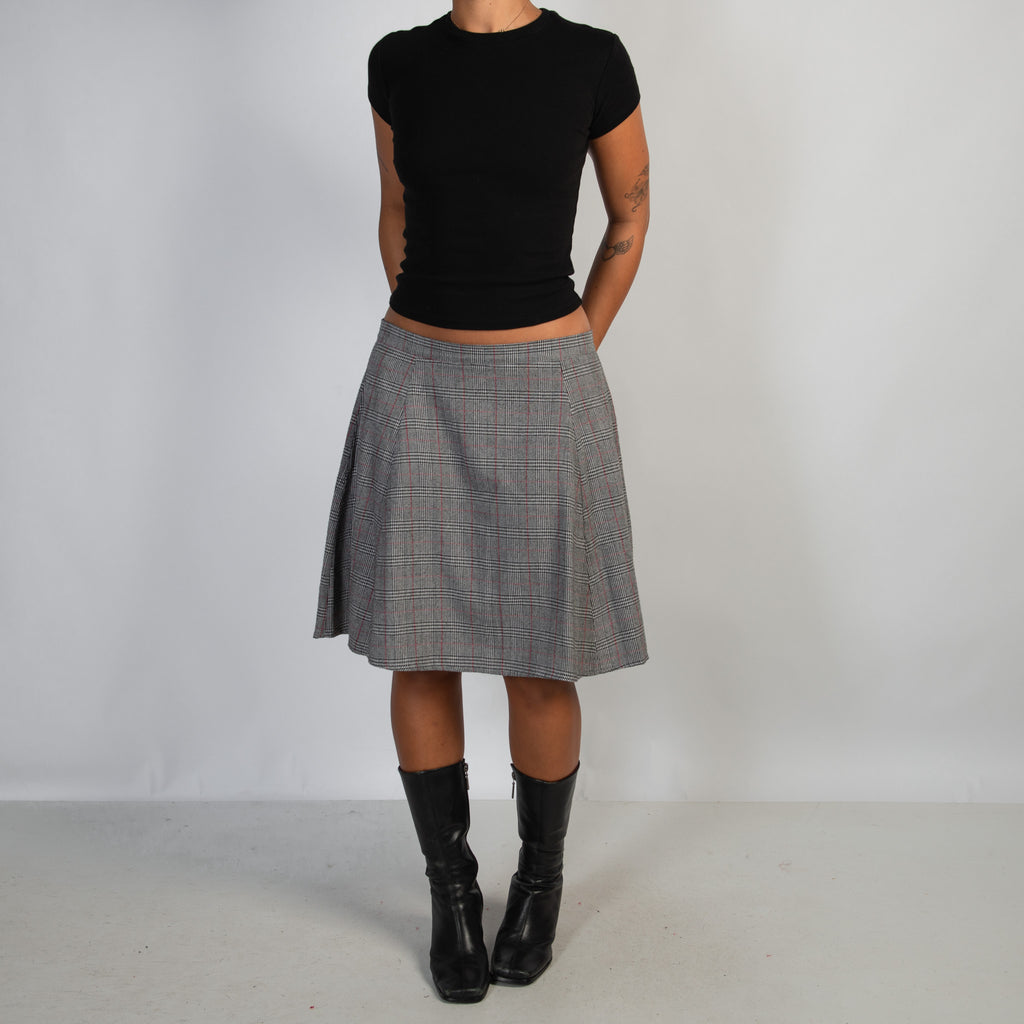GREY PLAID SKIRT