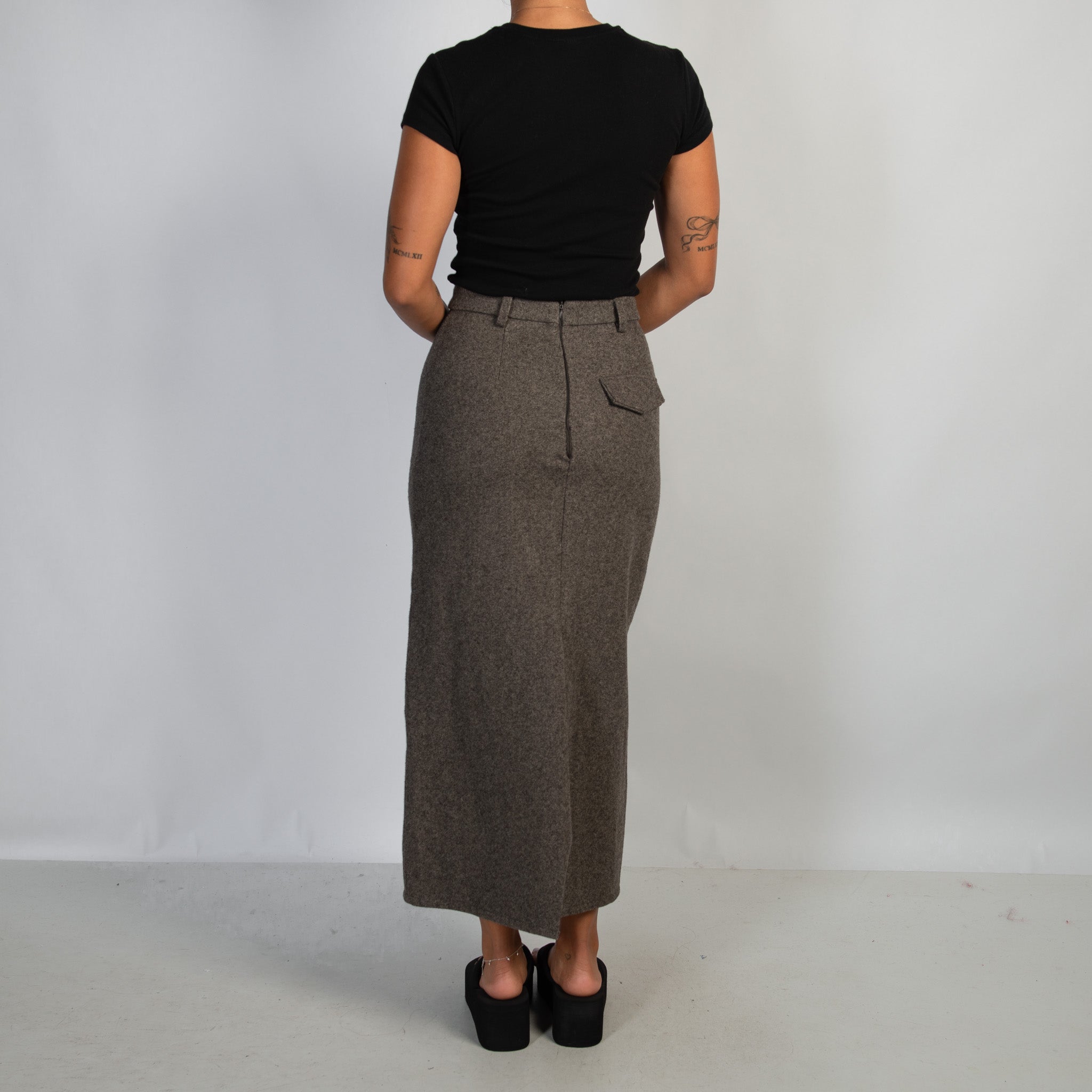 GREIGE FELT LONGLINE SKIRT