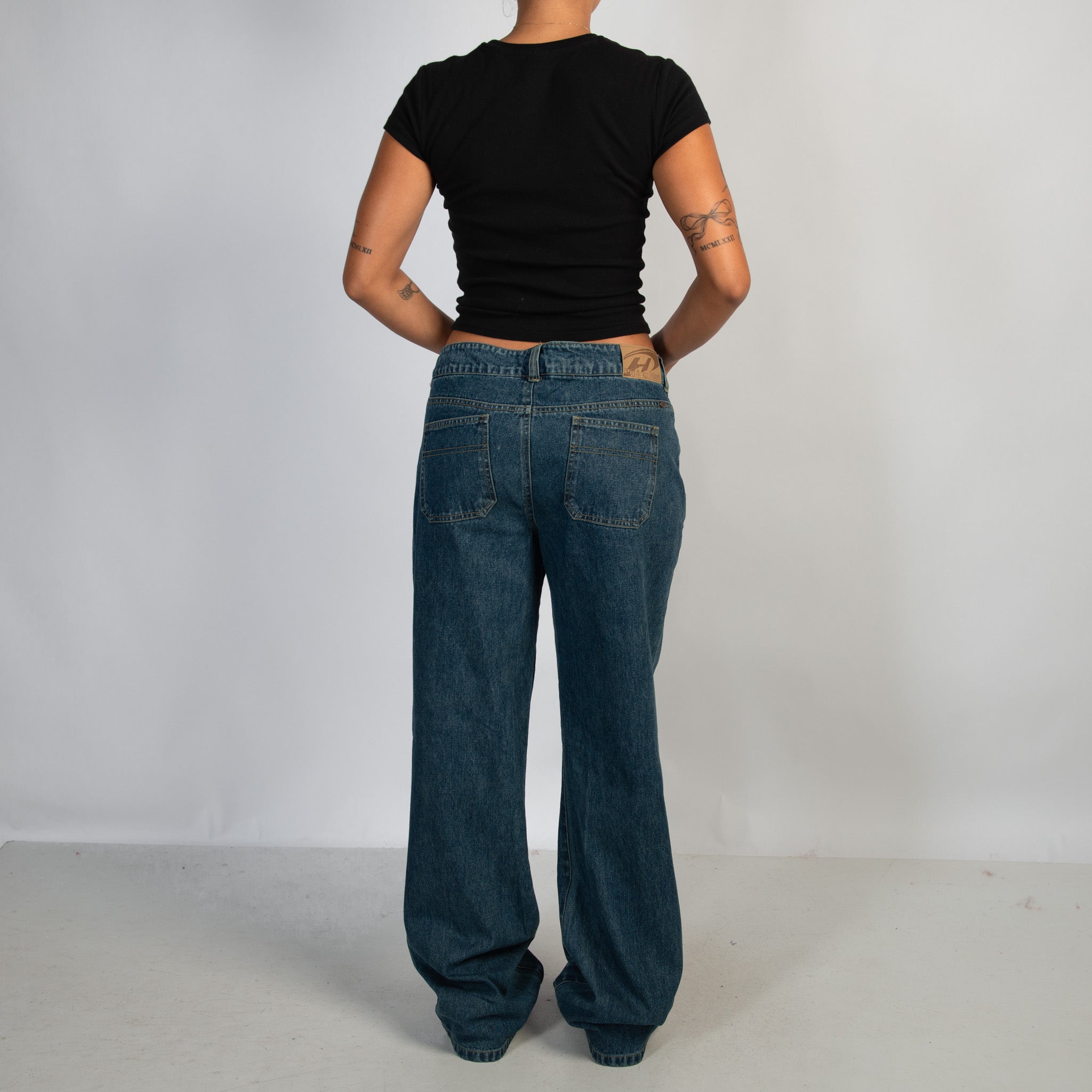 FADED WASH DENIM JEANS