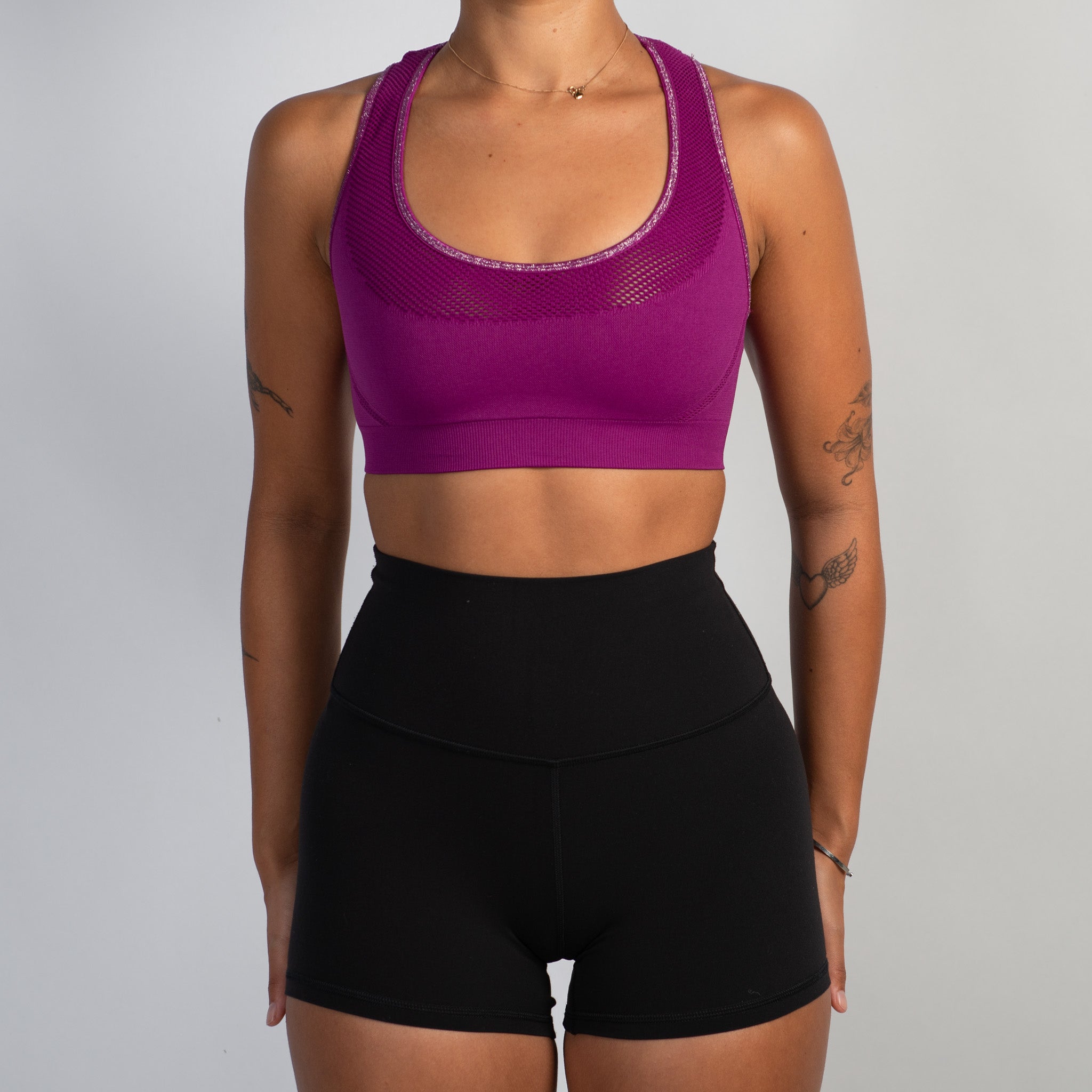 FUCHSIA SEAMLESS SPORTS BRA