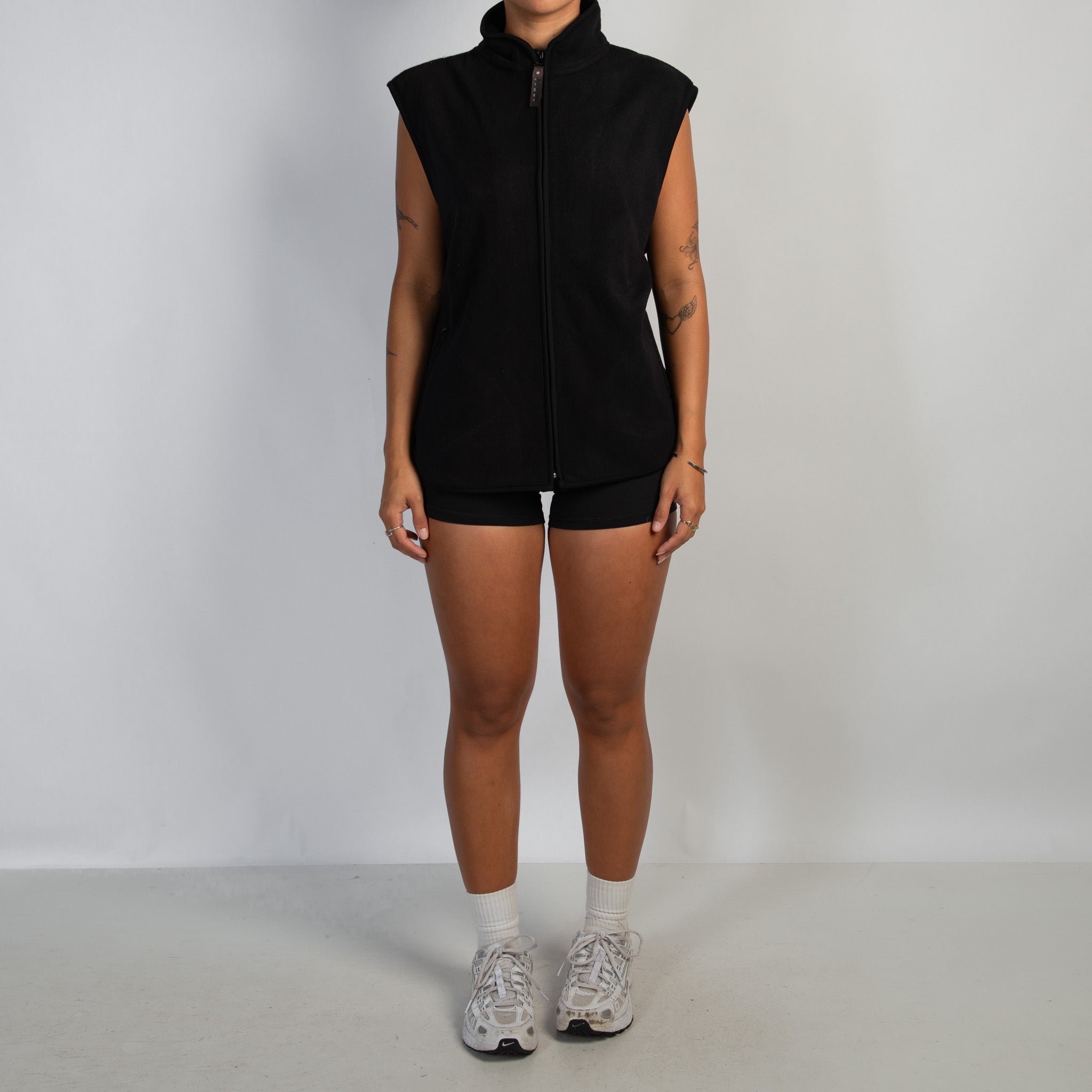 BLACK FLEECE GILET
