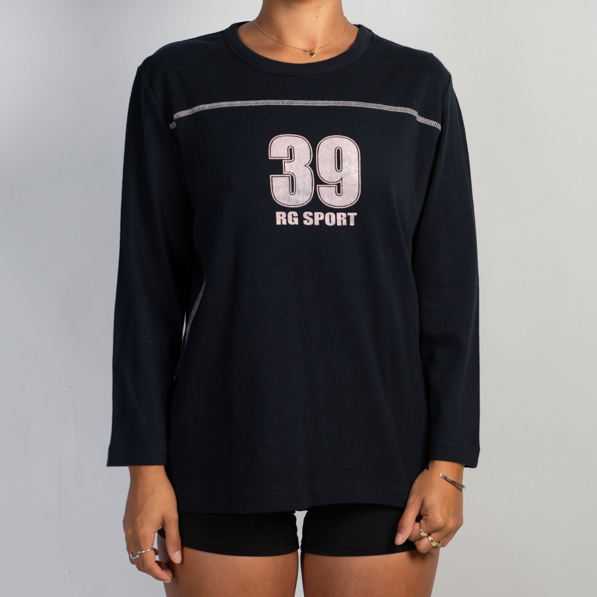 NAVY LONG SLEEVE TOP