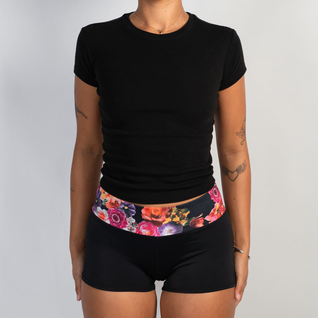 FLORAL WAIST MINI SHORTS
