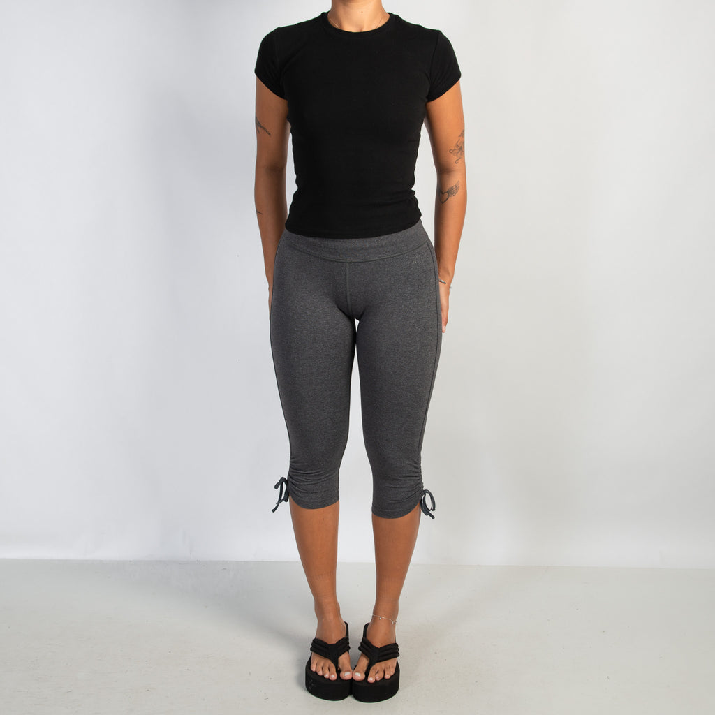 GREY RUCHED 3/4 TIGHTS
