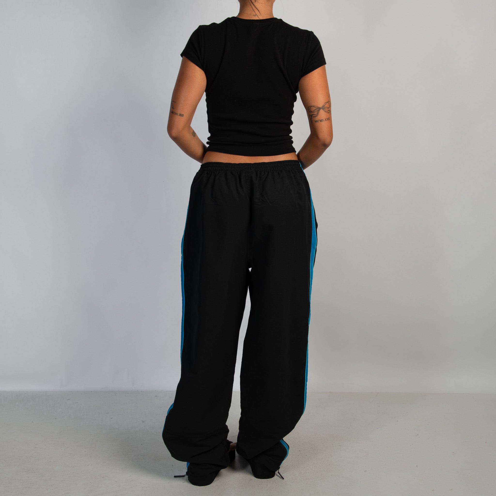 BLACK TRACKSUIT PANTS