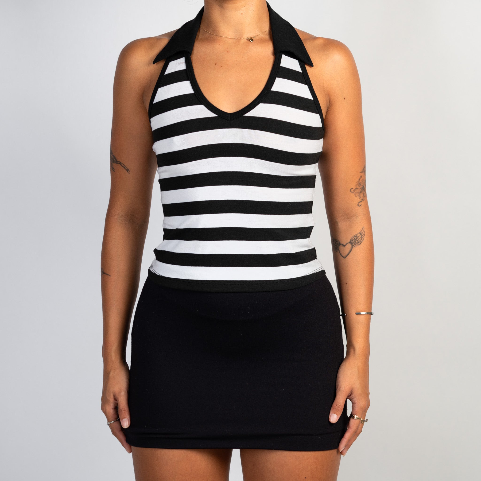 B&W COLLARED TANK TOP