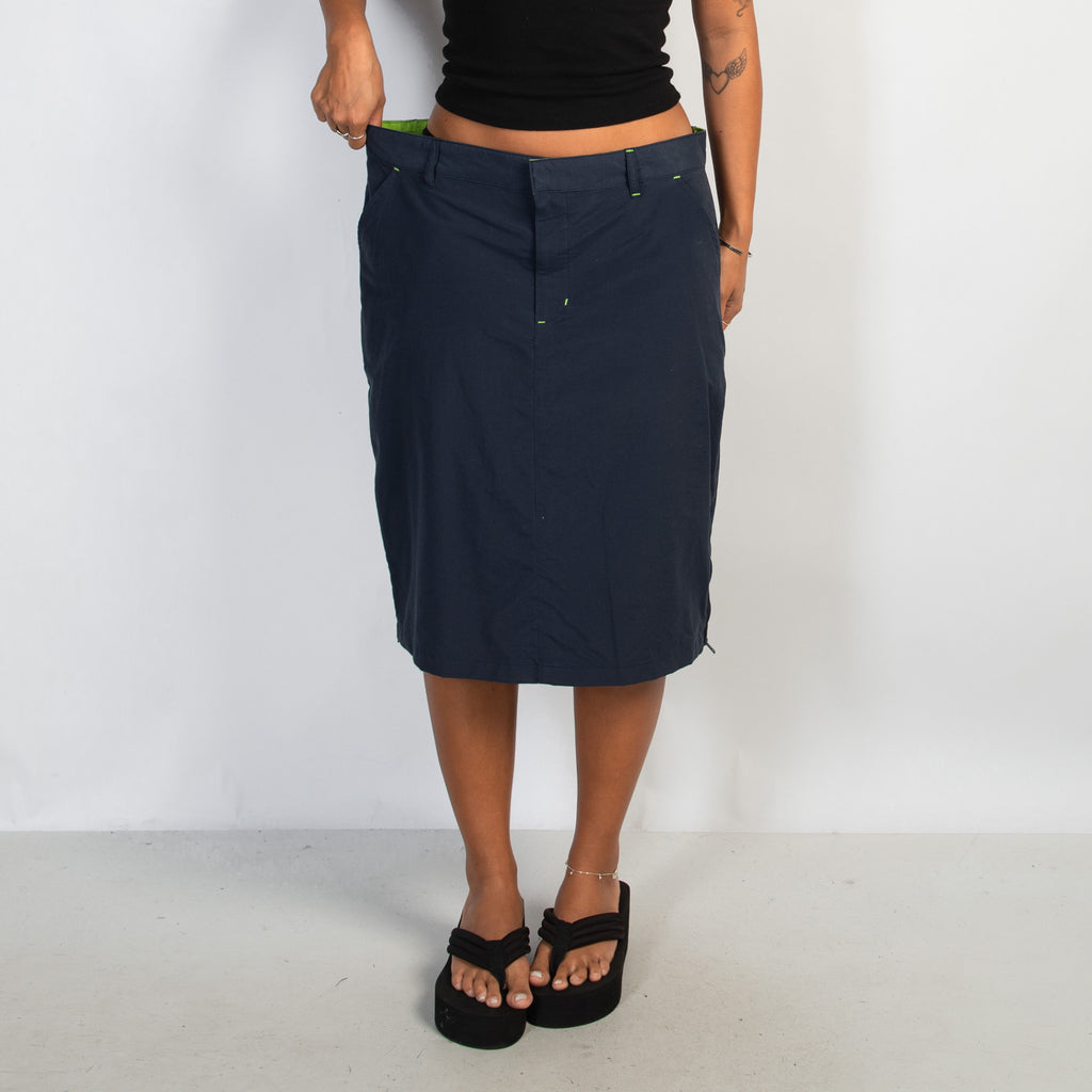 NAVY NYLON SKIRT