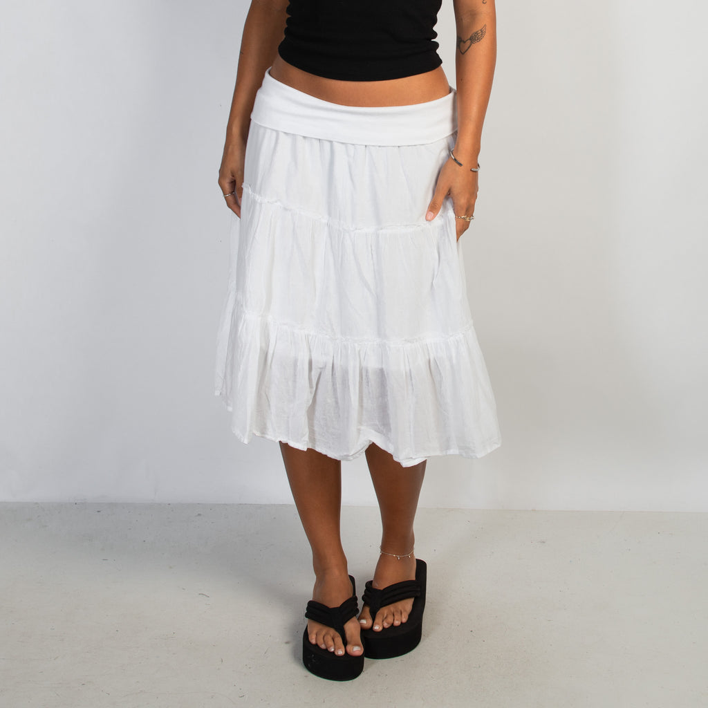 WHITE FOLD OVER SKIRT