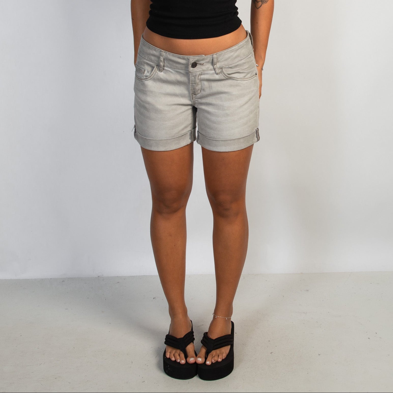 GREY DENIM SHORTS