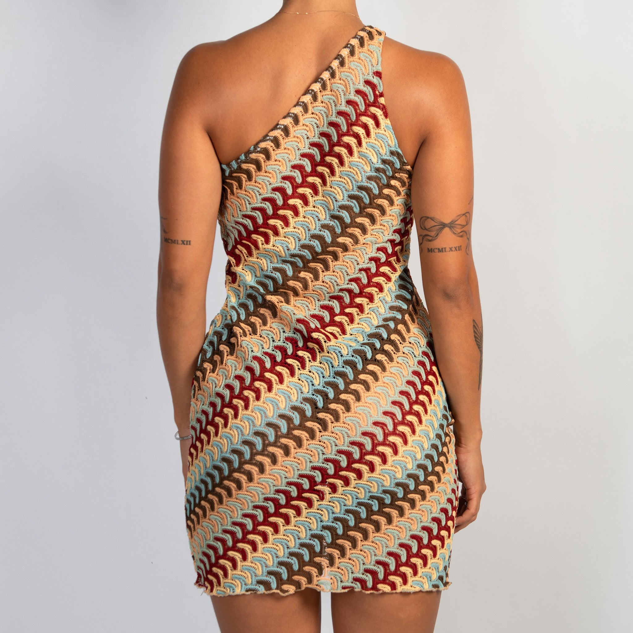 ONE SHOULDER PATTERN DRESS
