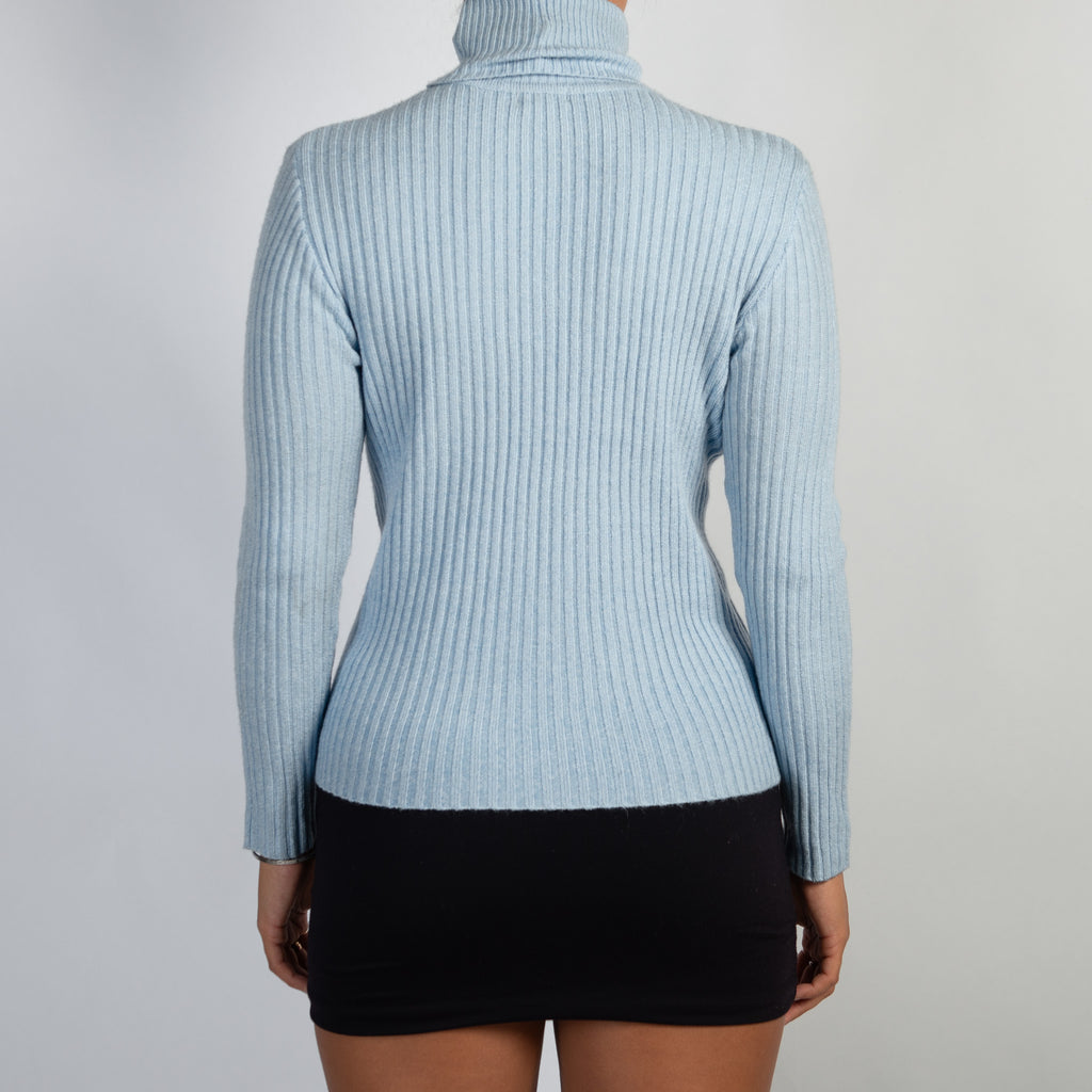 BLUE TURTLENECK TOP