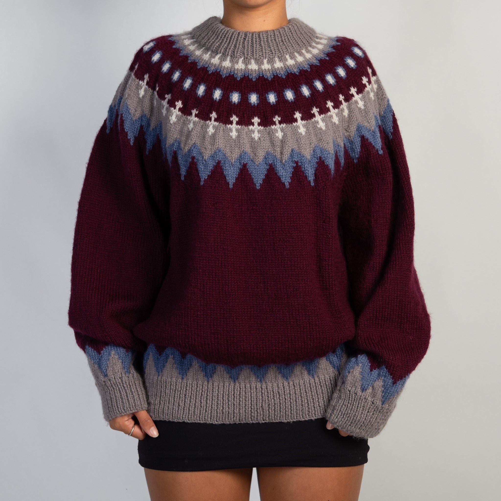 WOOL BLEND KNIT SWEATER