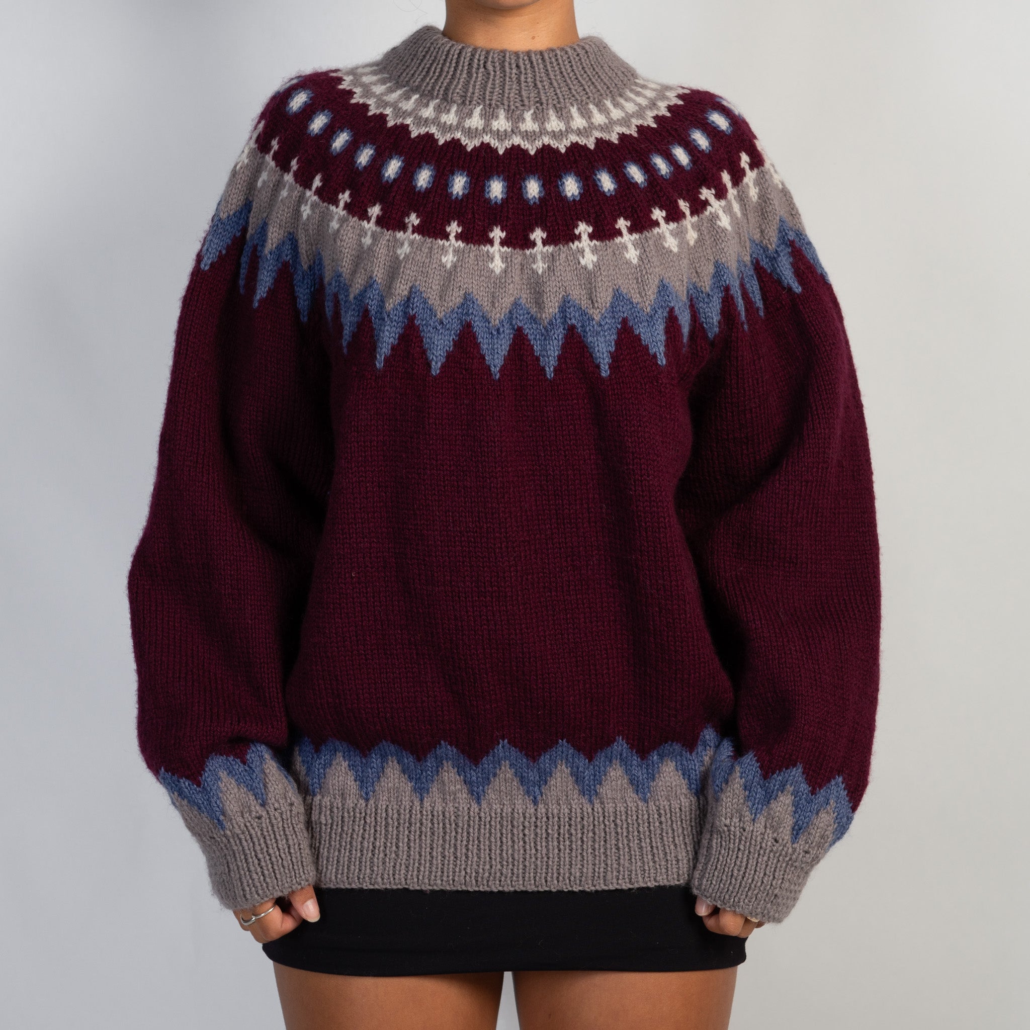 WOOL BLEND KNIT SWEATER