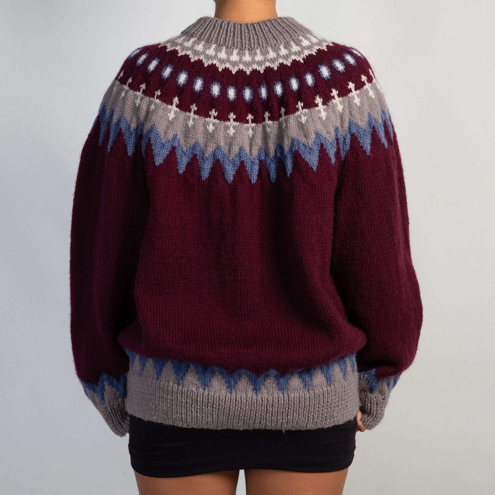 WOOL BLEND KNIT SWEATER