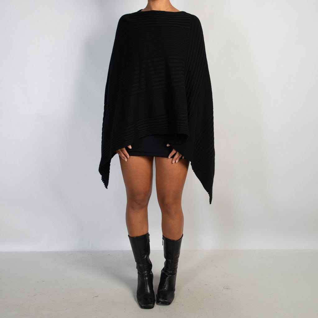 BLACK WOOL KNIT PONCHO