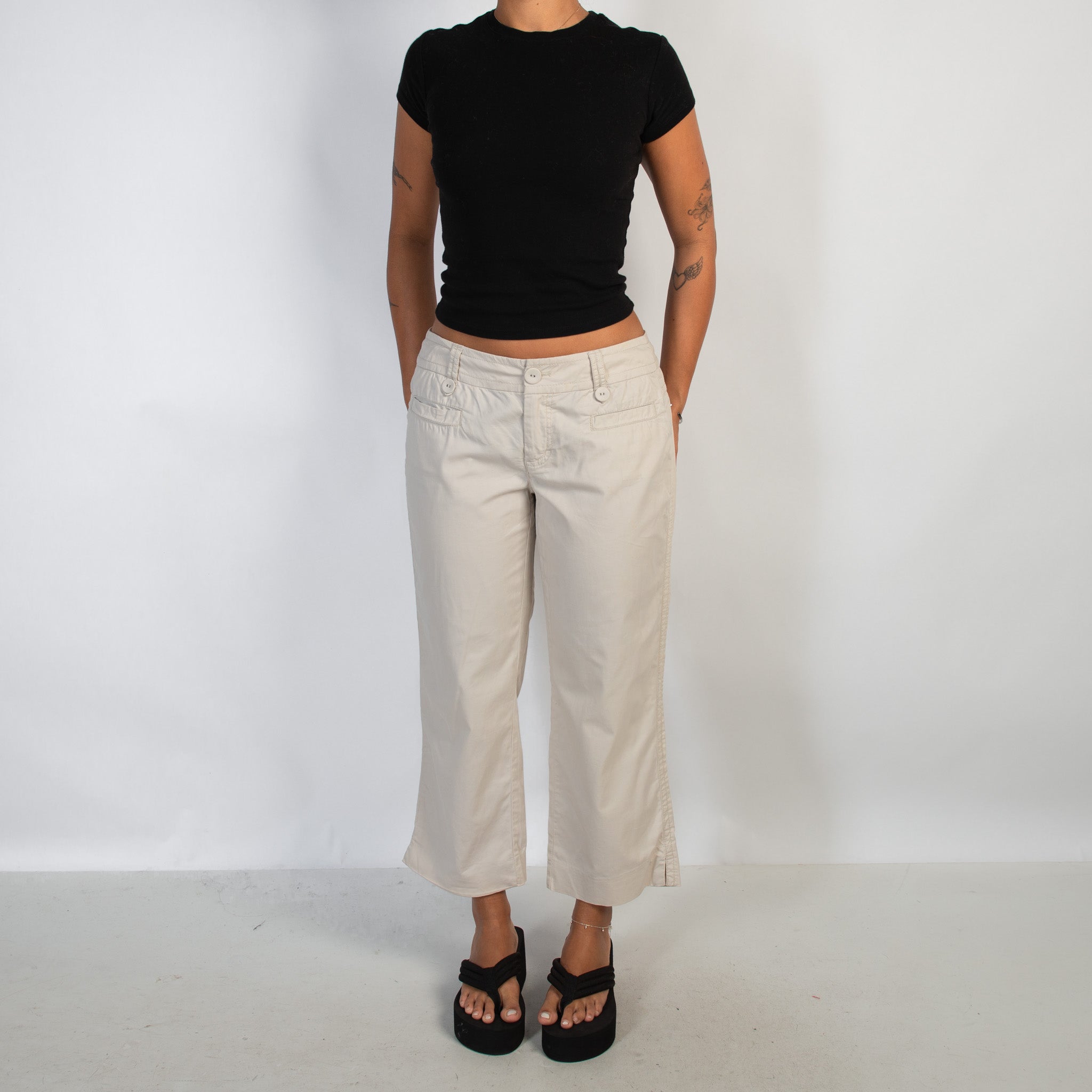 CREAM COTTON CROP PANTS
