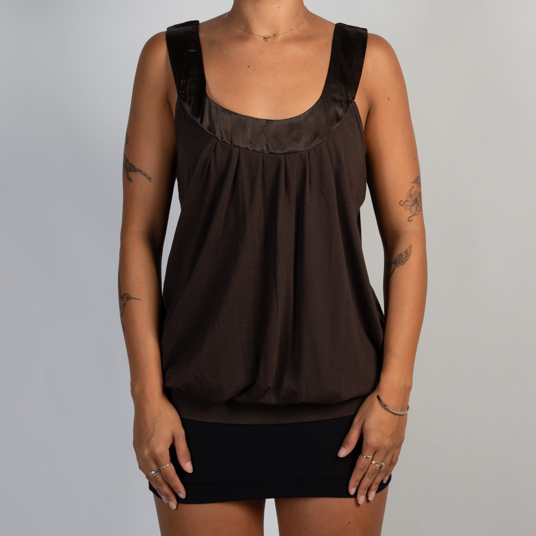 BROWN SCOOP TANK TOP