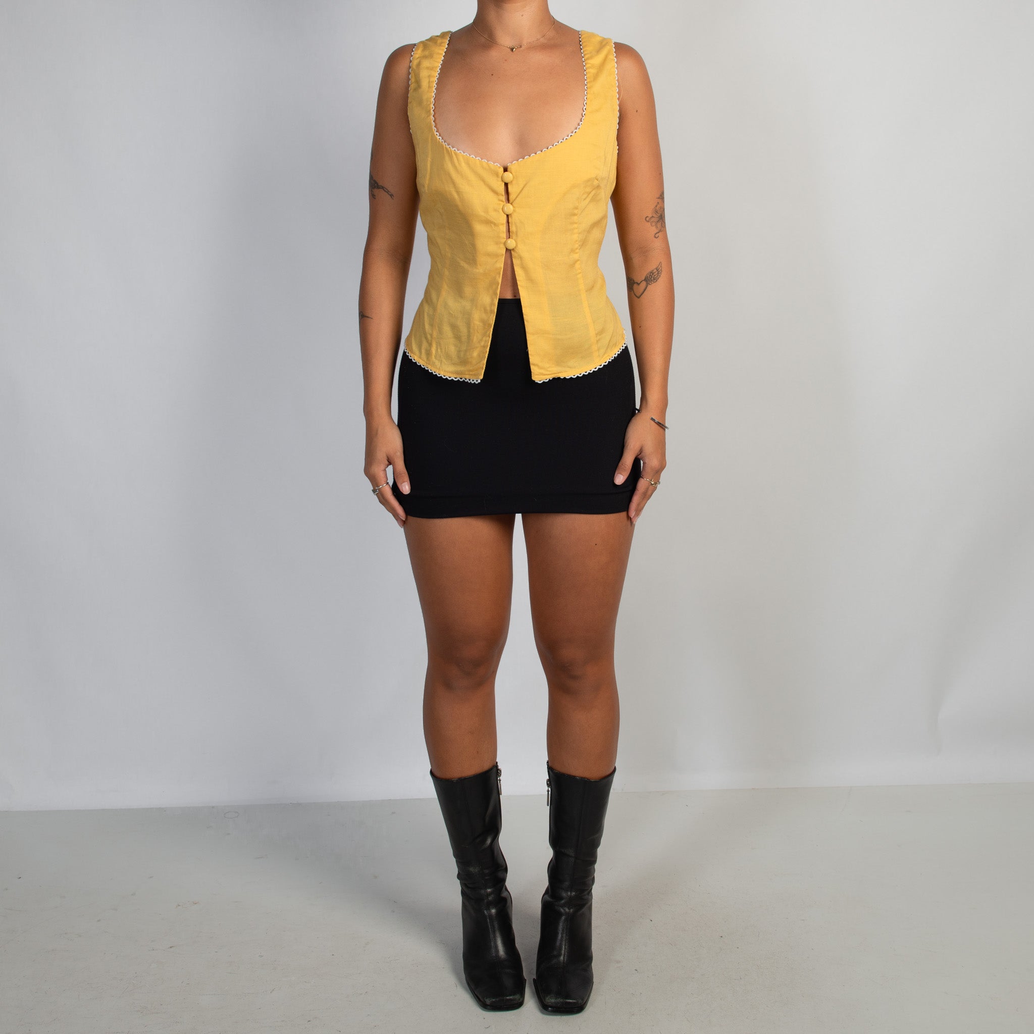 YELLOW PICOT TRIM TOP