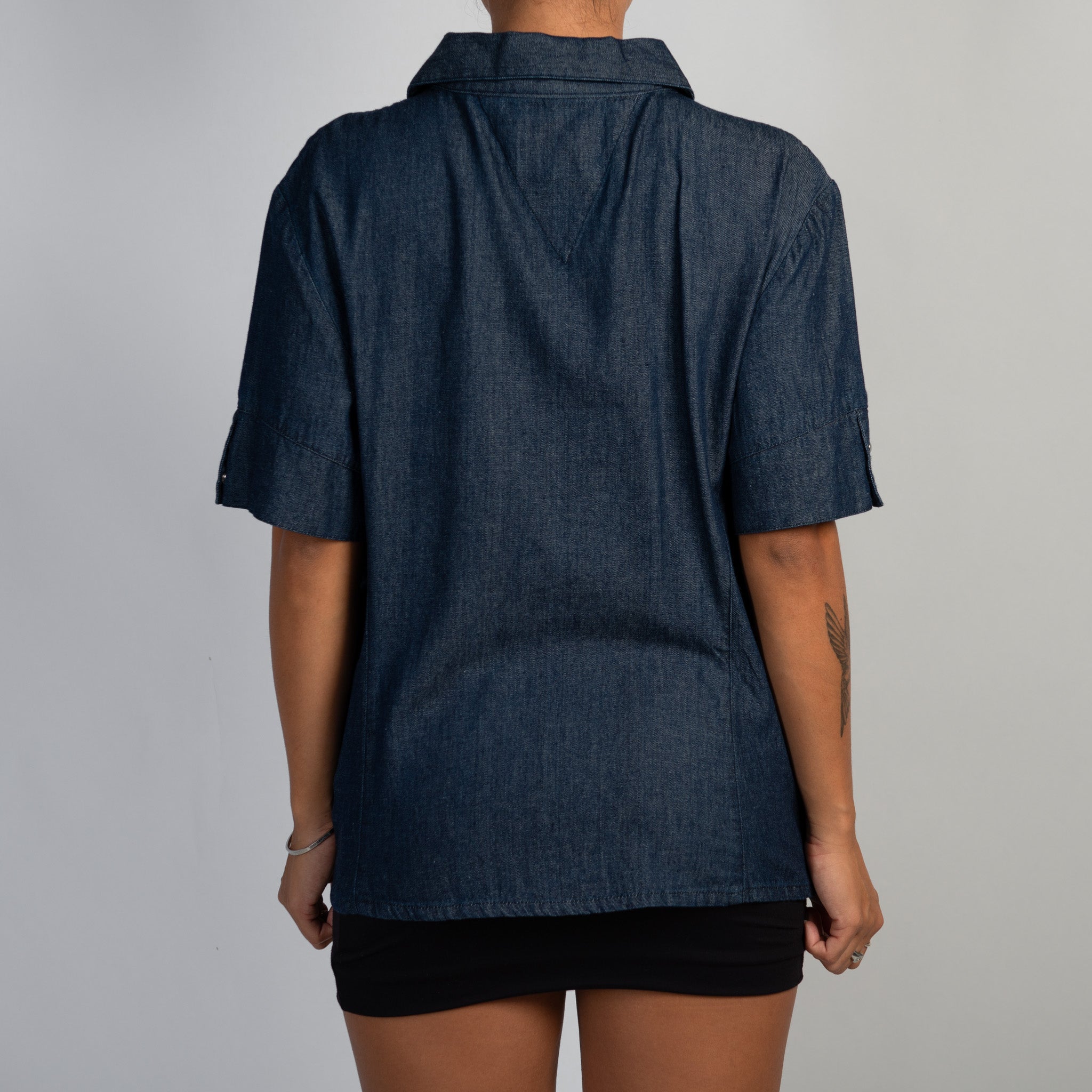 DENIM SHORT SLEEVE SHIRT