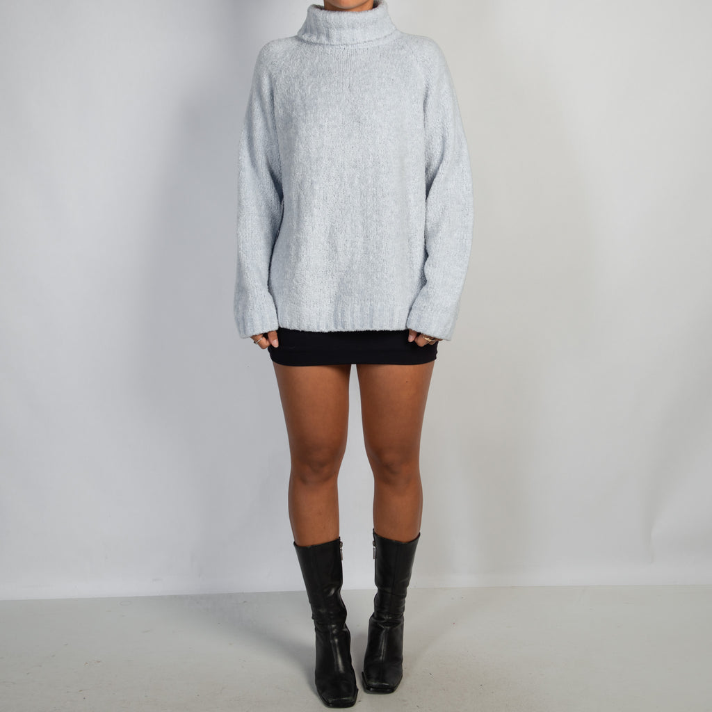 BLUE CHENILLE KNIT SWEATER