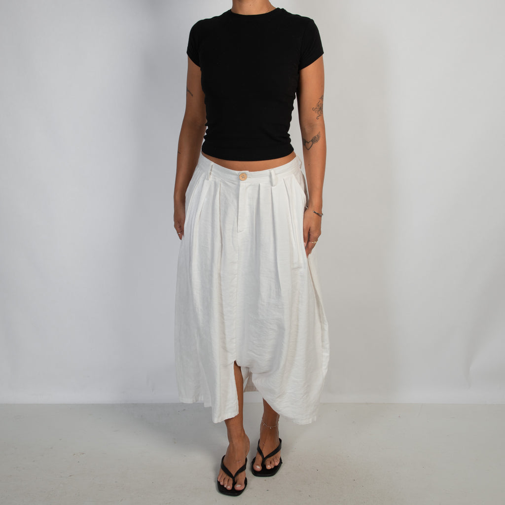 WHITE WIDE LEG CROP PANTS