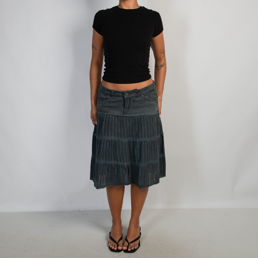 NAVY TIERED MIDI SKIRT