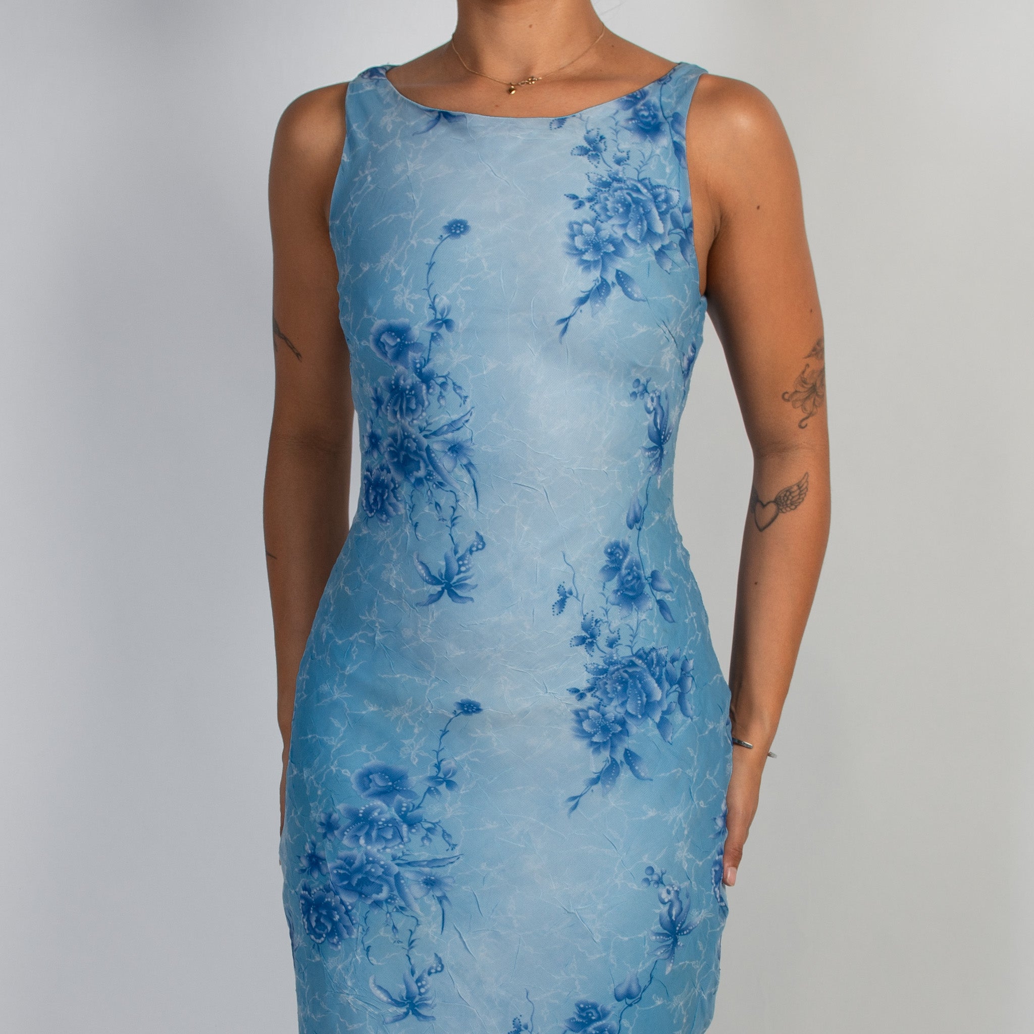 BLUE FLORAL MIDI DRESS