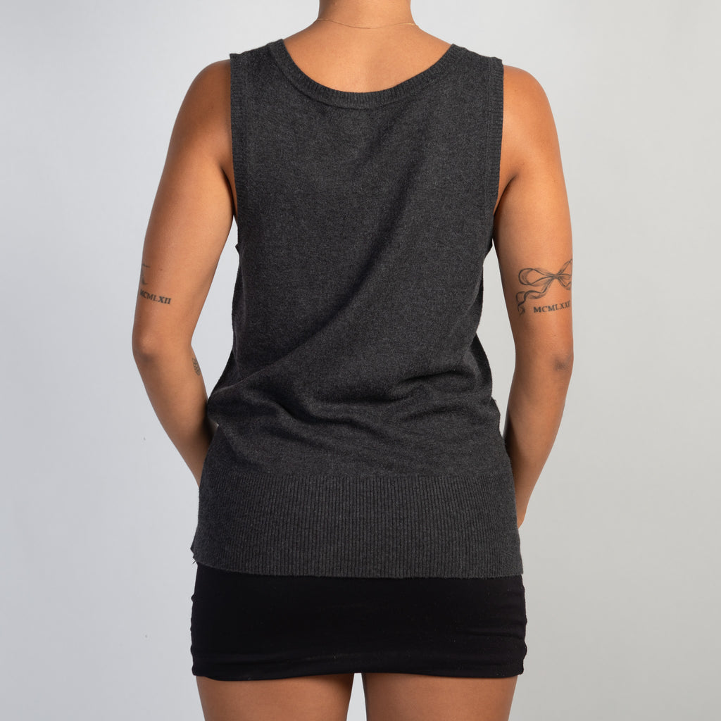 GREY THIN KNIT VEST