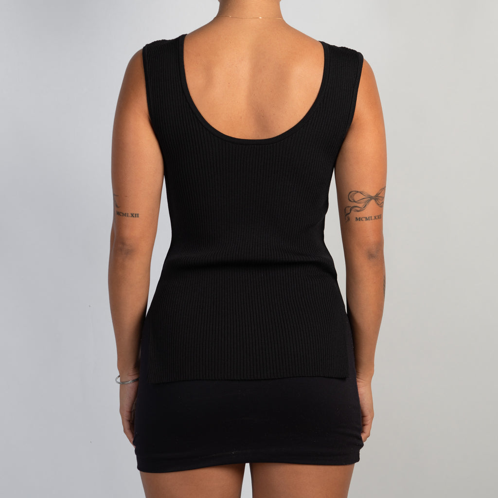 REVERSIBLE SCOOP TANK TOP