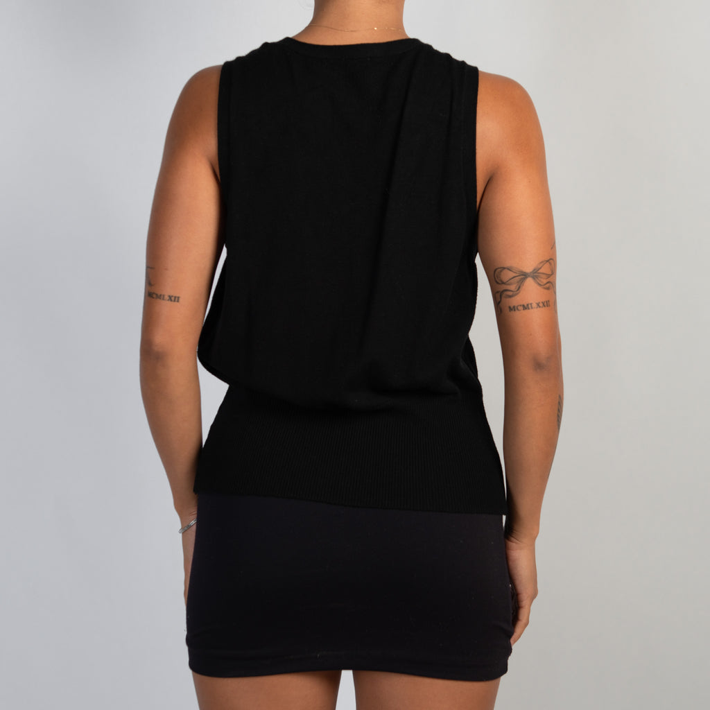 BLACK KNIT BUTTON VEST