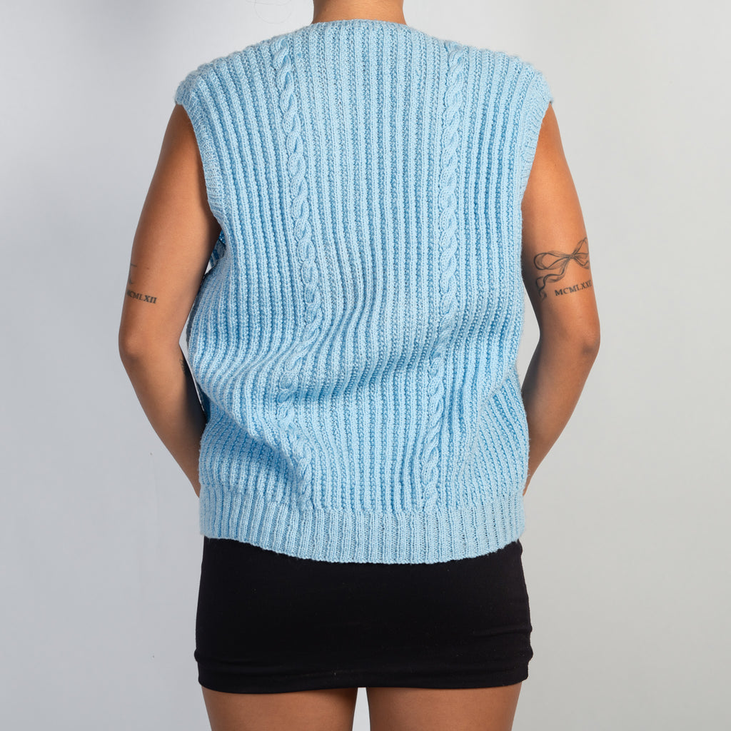 BLUE KNIT VEST