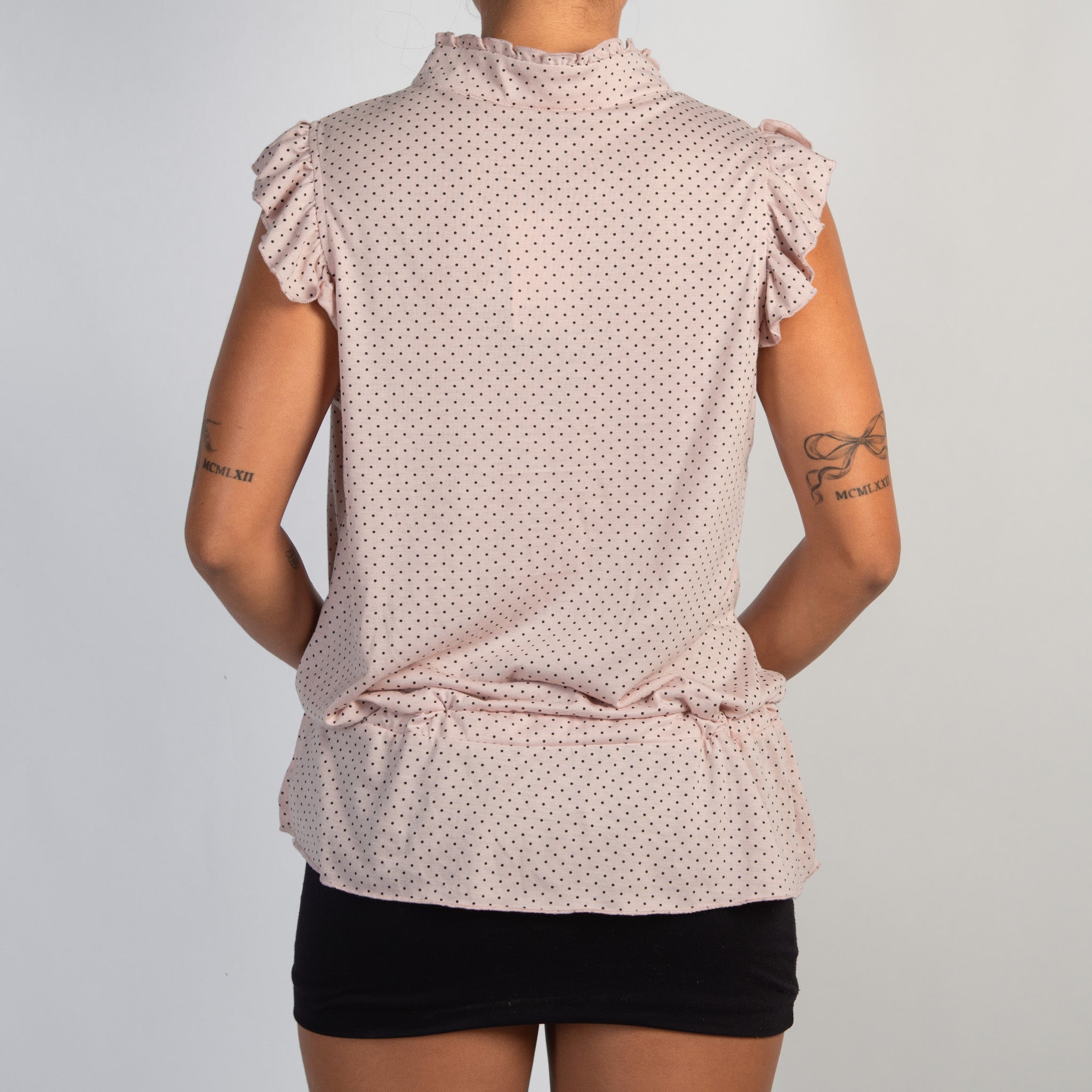 POLKA DOT RUFFLE BLOUSE