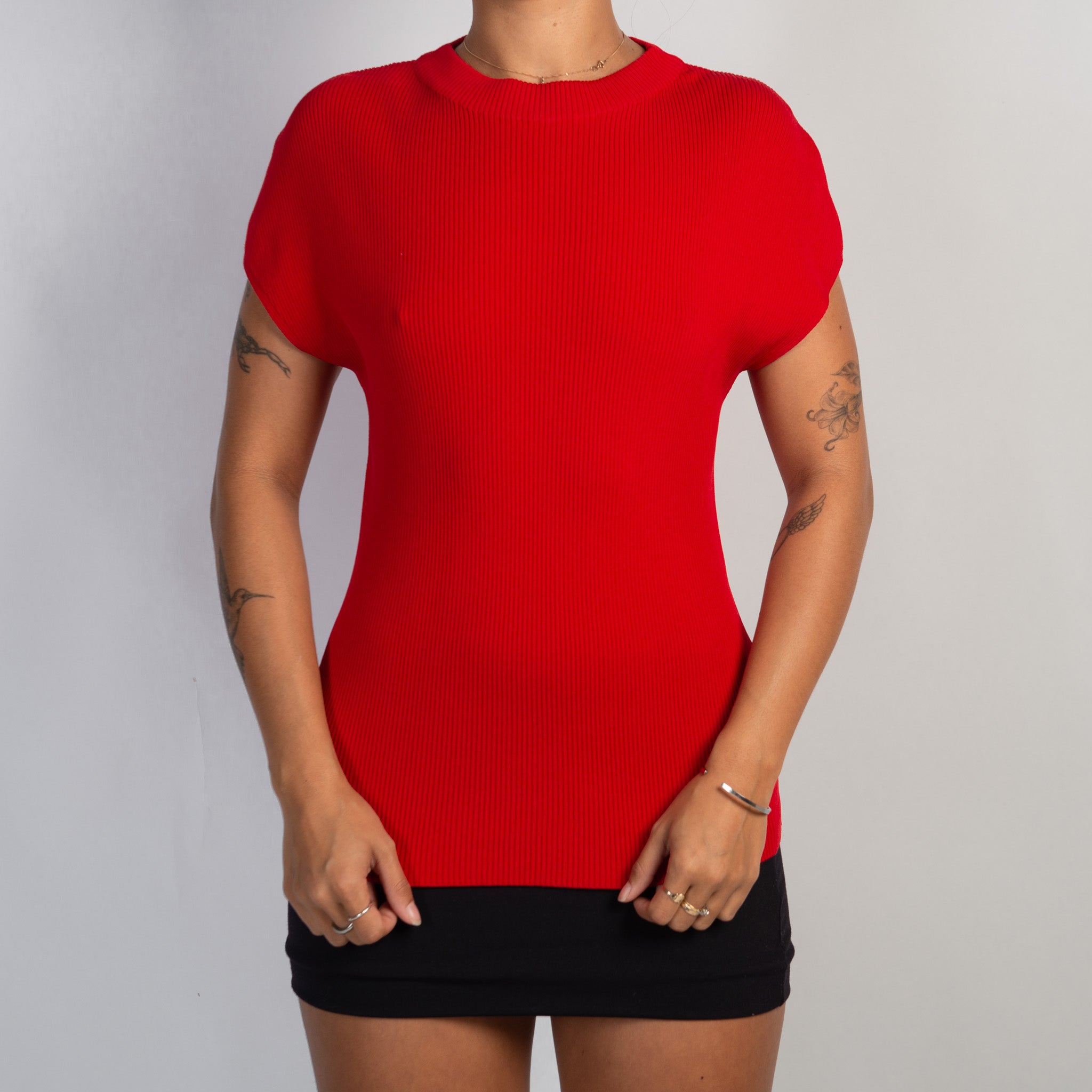 RED STRETCH RIB TOP