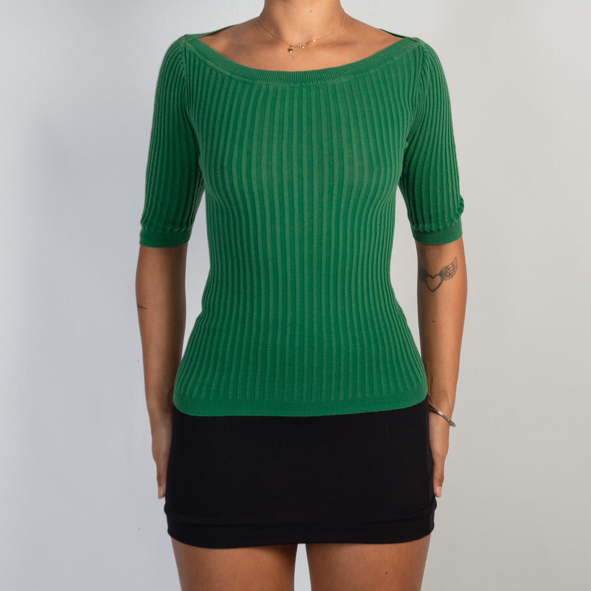 GREEN RIB 1/2 SLEEVE TOP