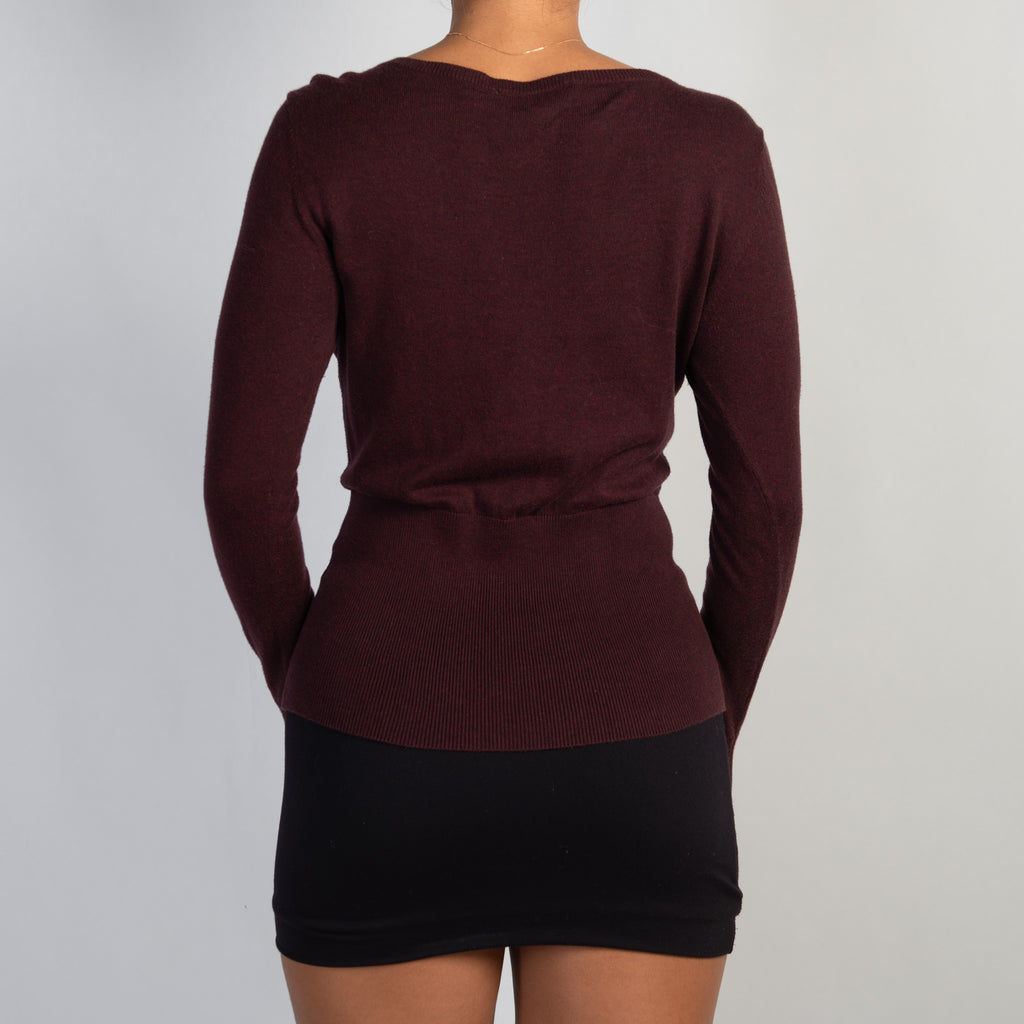 PLUM KNIT BUTTON TOP