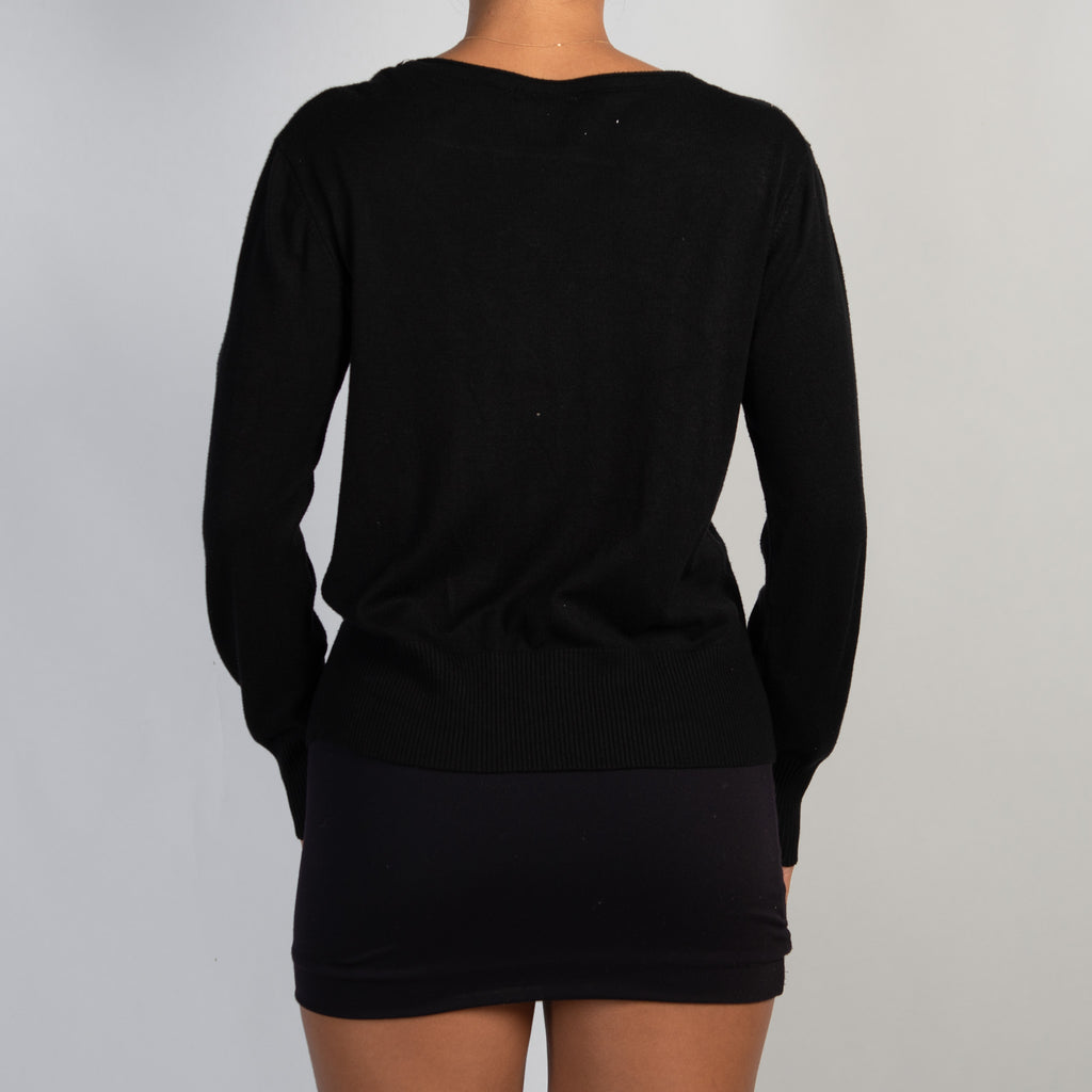 CLASSIC BLACK CARDIGAN